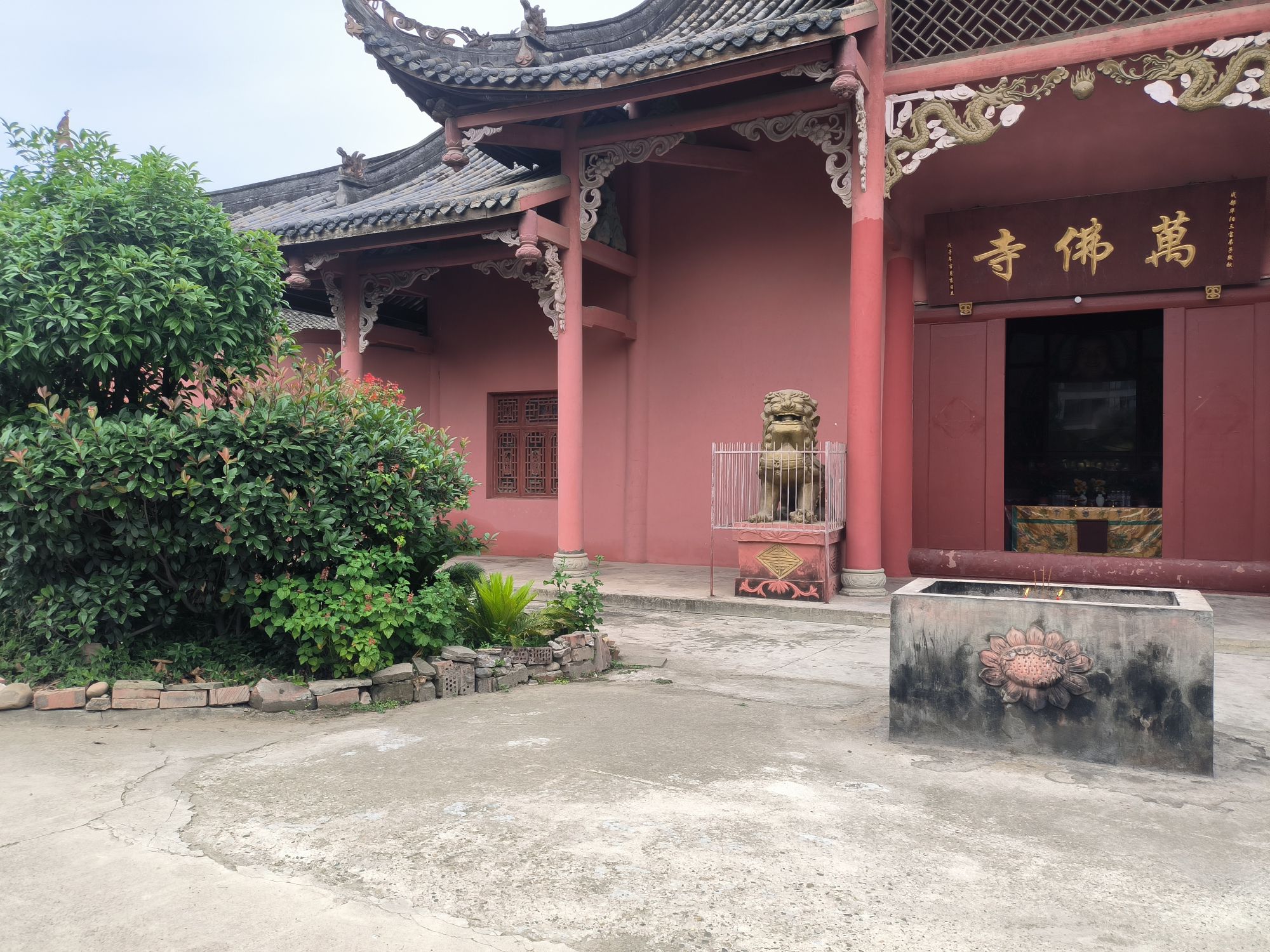 万佛寺实景照片