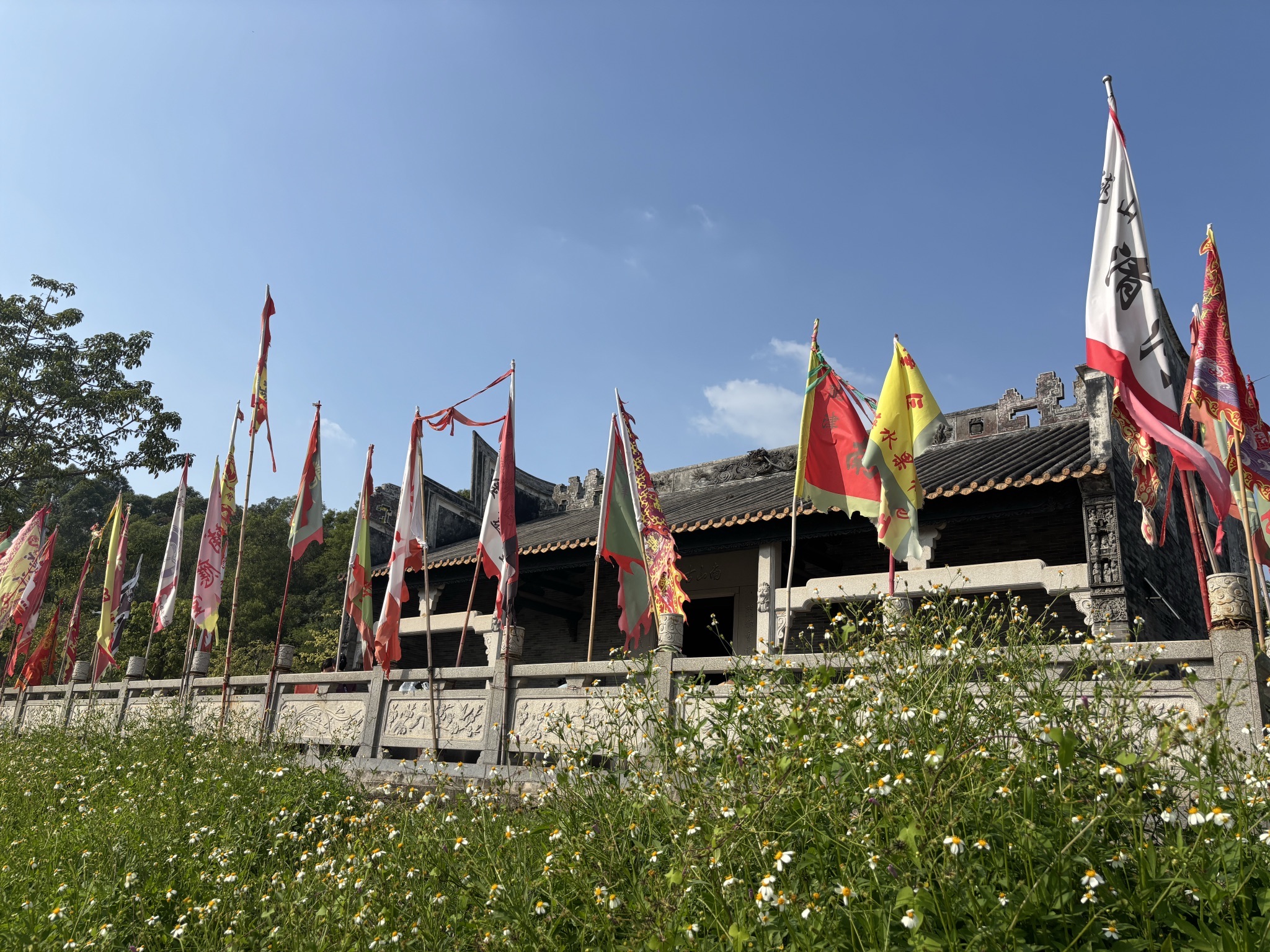 南山古庙实景照片
