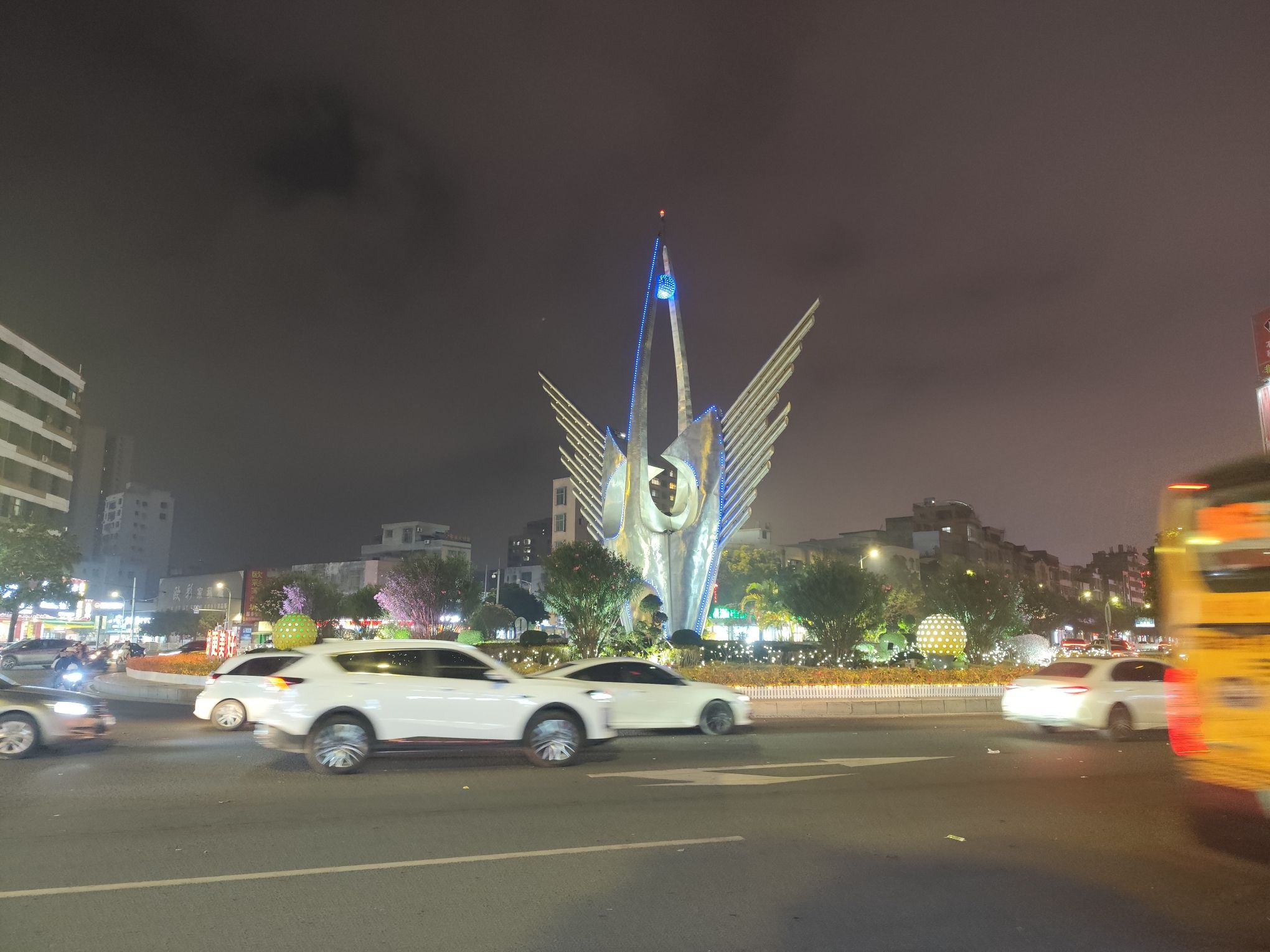 廉江市市雕旅行图片 2
