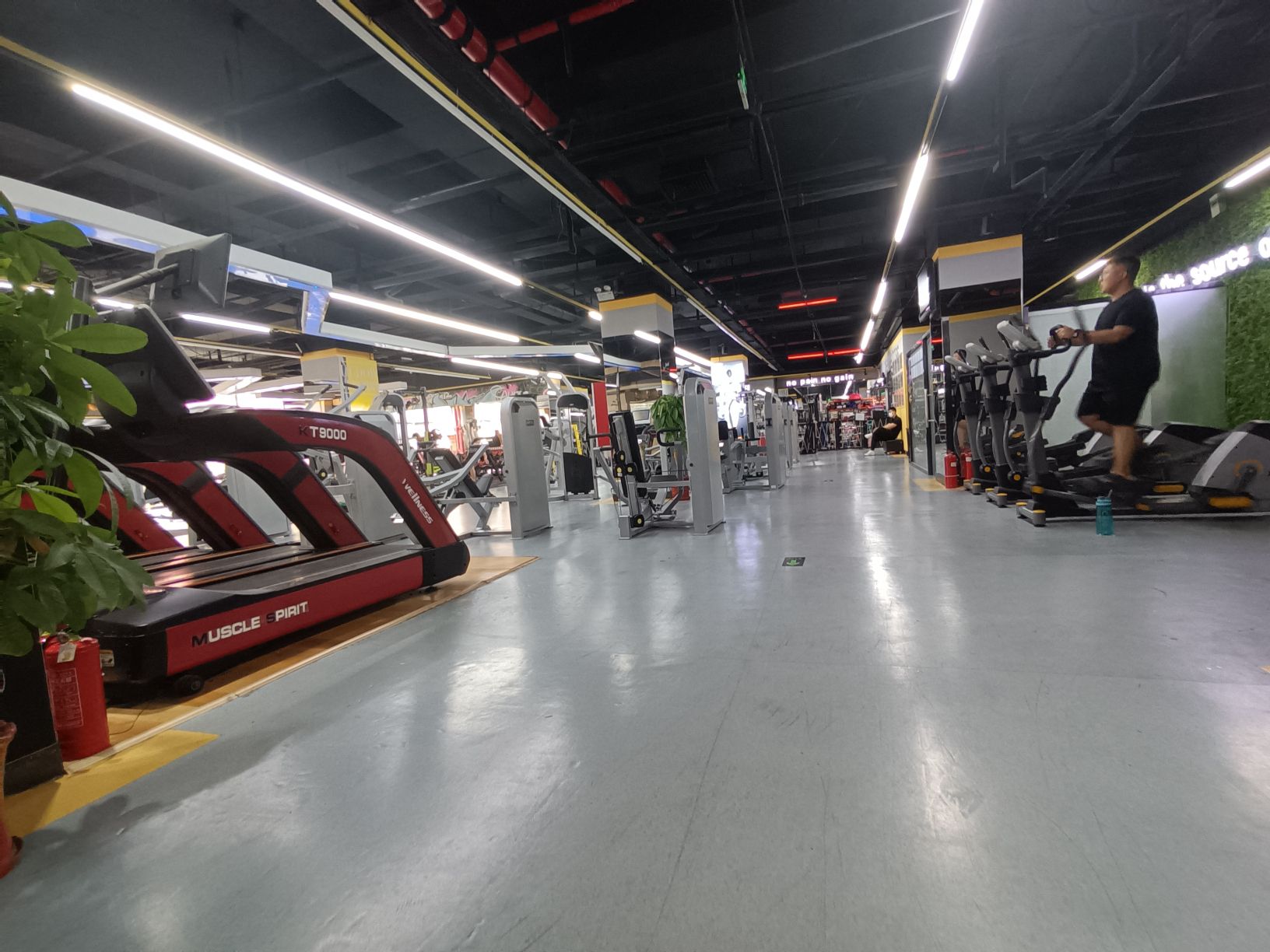 场地封面-泰和韵律健身俱乐部