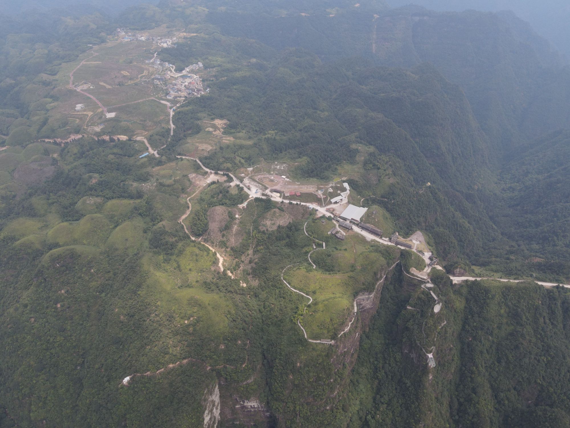 巴勒山玻璃栈道旅行图片 3