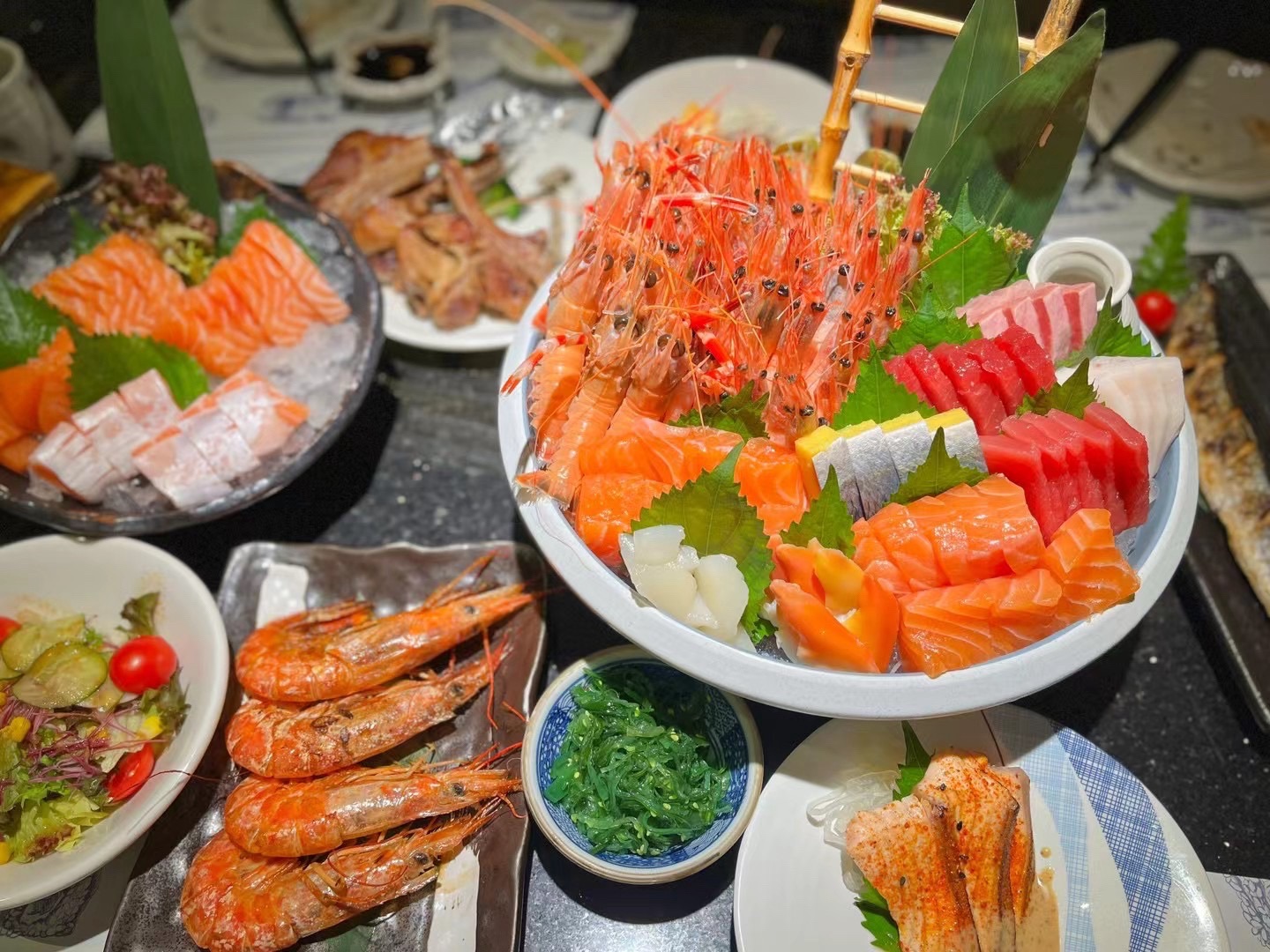 友垣日本料理铁板烧·海鲜自助餐
