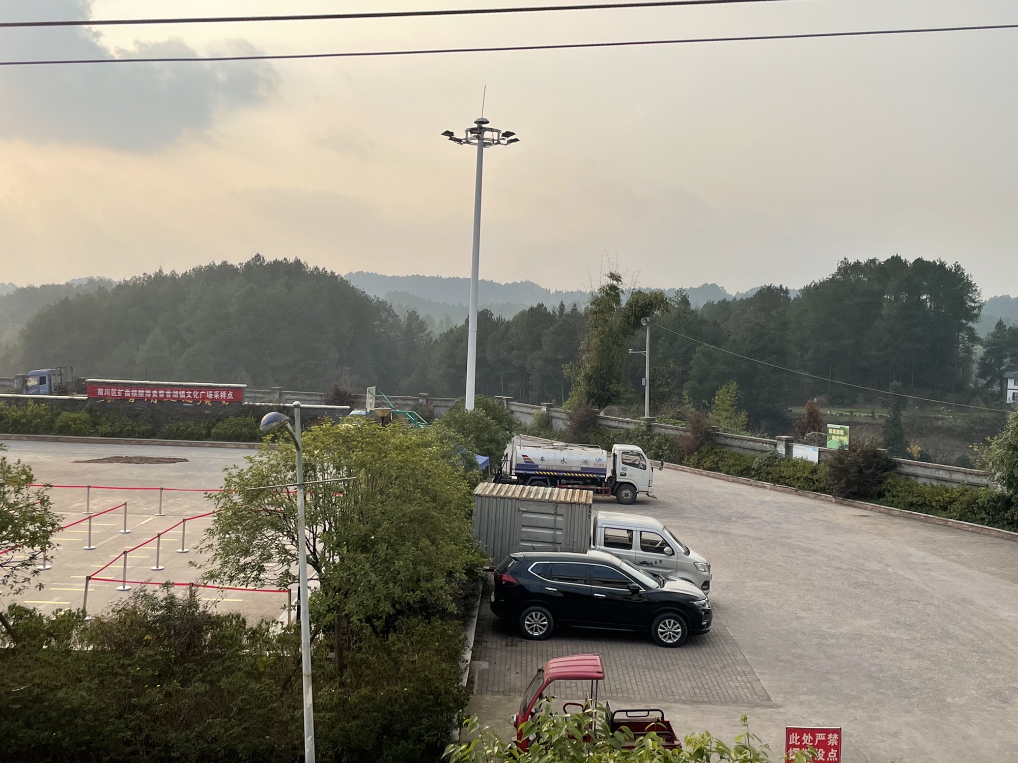 黎香湖文化广场旅行图片 3