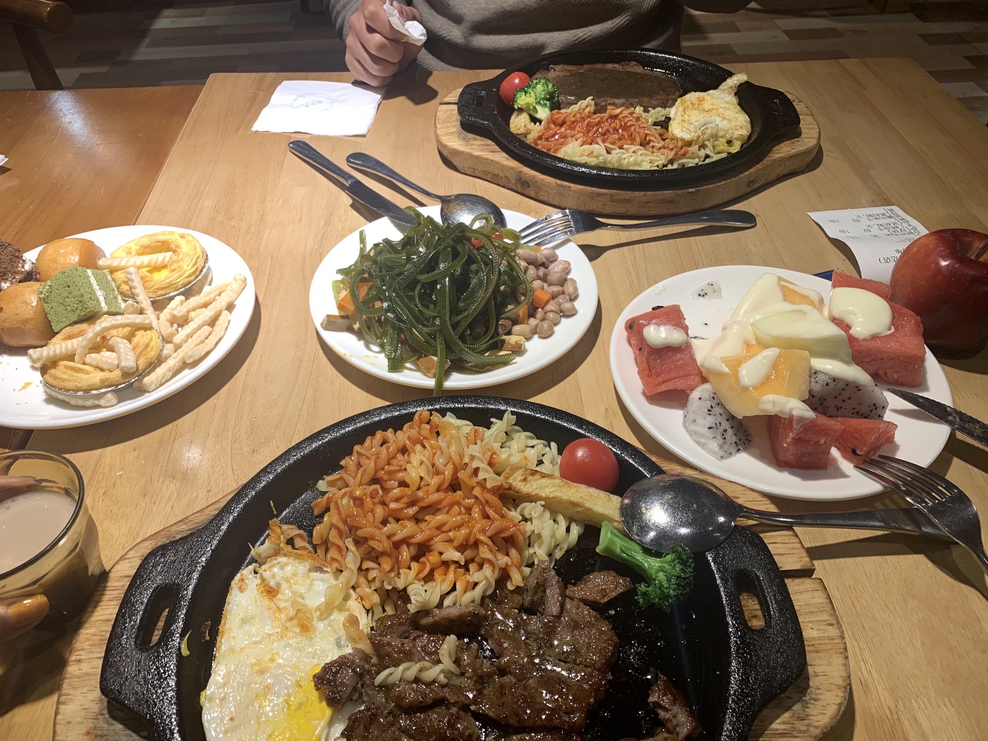 豪宾豪中西融合餐厅(万达店)
