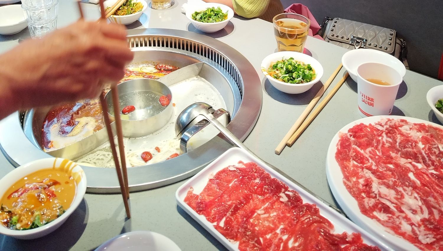 川妹火锅(文昌金山广场直营店)