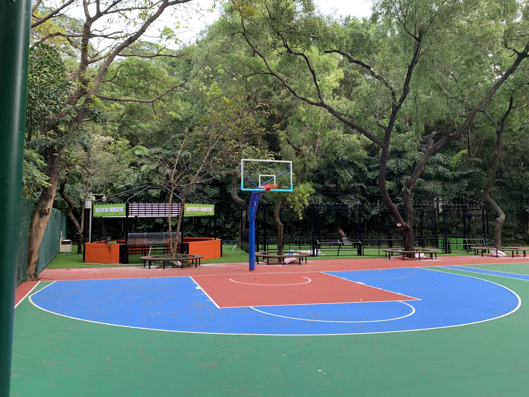 场地封面-越秀公园篮球场