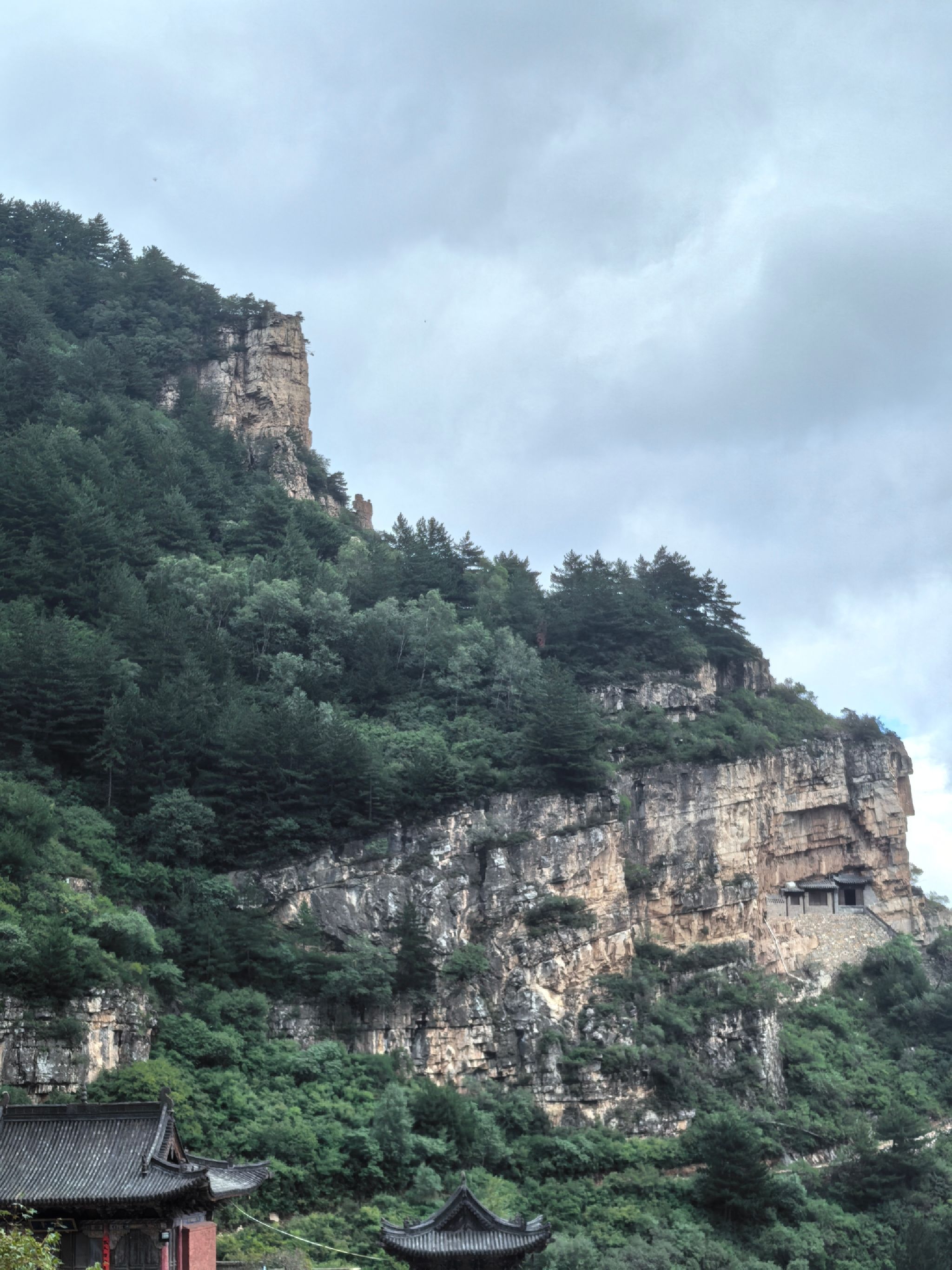 白人岩寺旅行图片 1