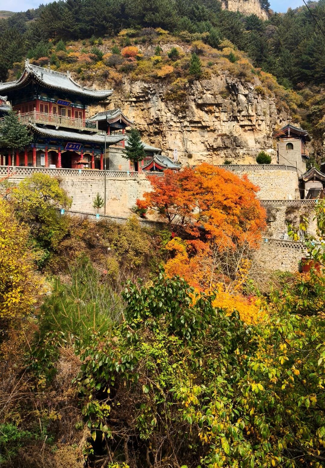 白人岩寺旅行图片 1