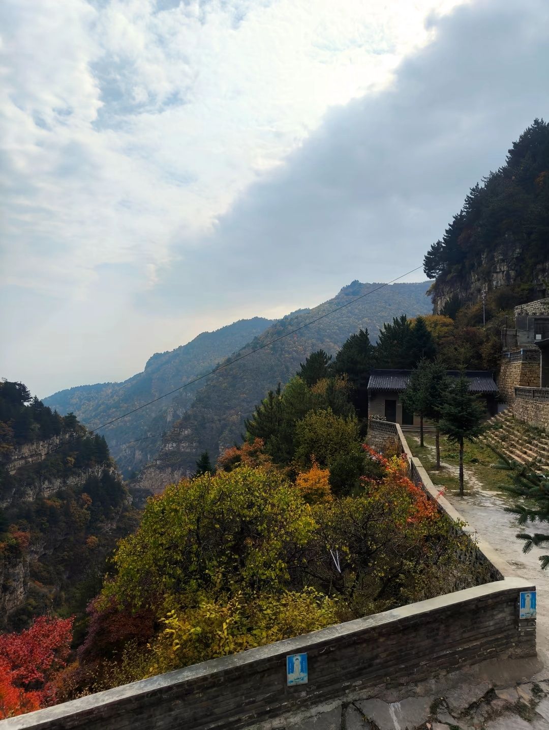 白人岩寺旅行图片 2