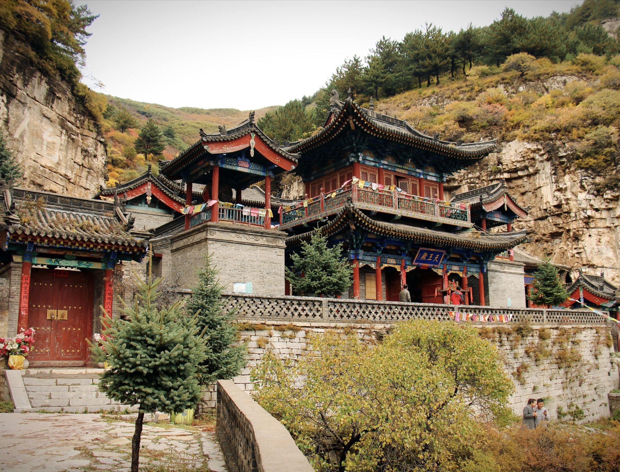 白人岩寺旅行图片 1