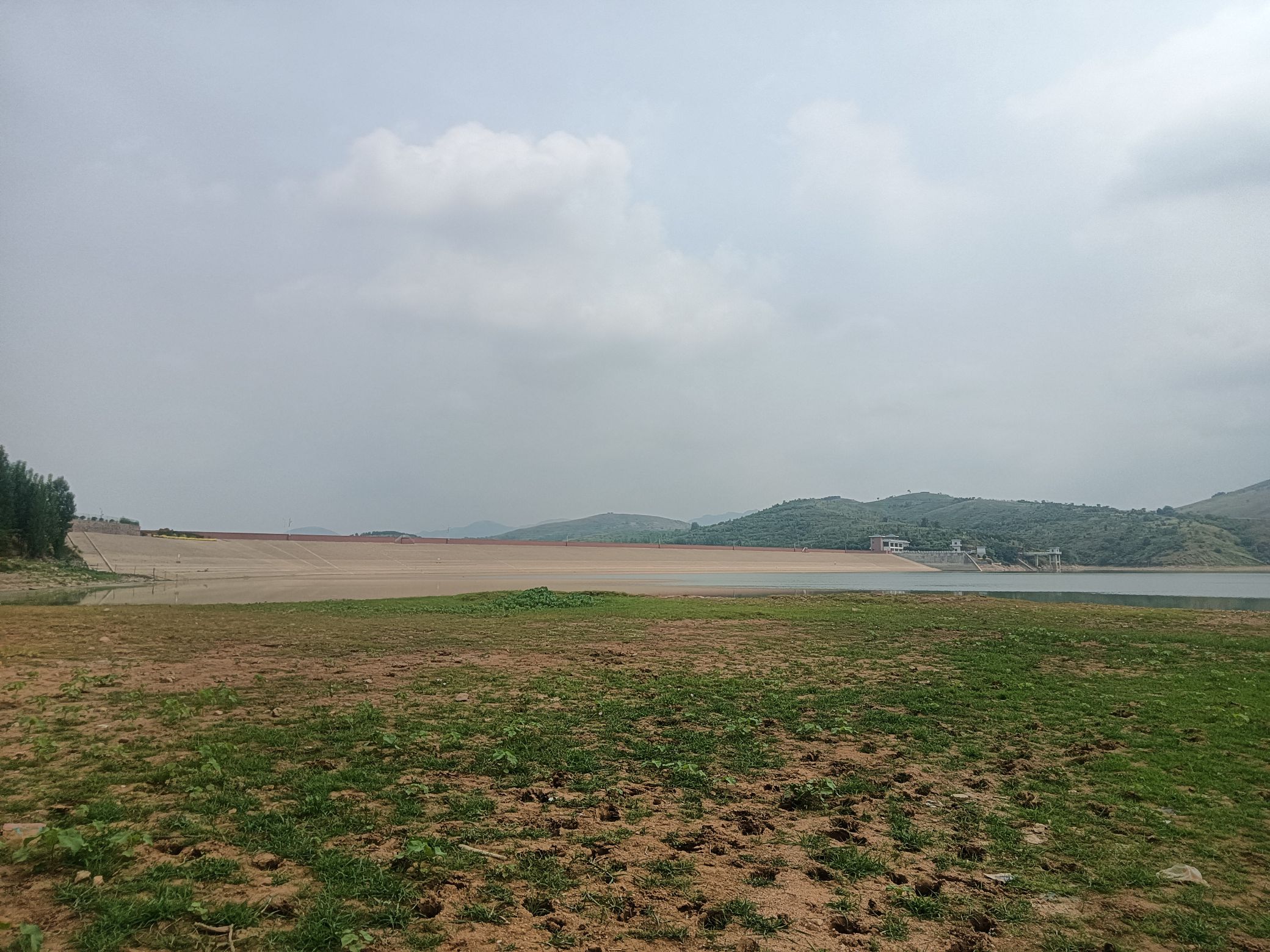 孤石滩水库大坝旅行图片 2