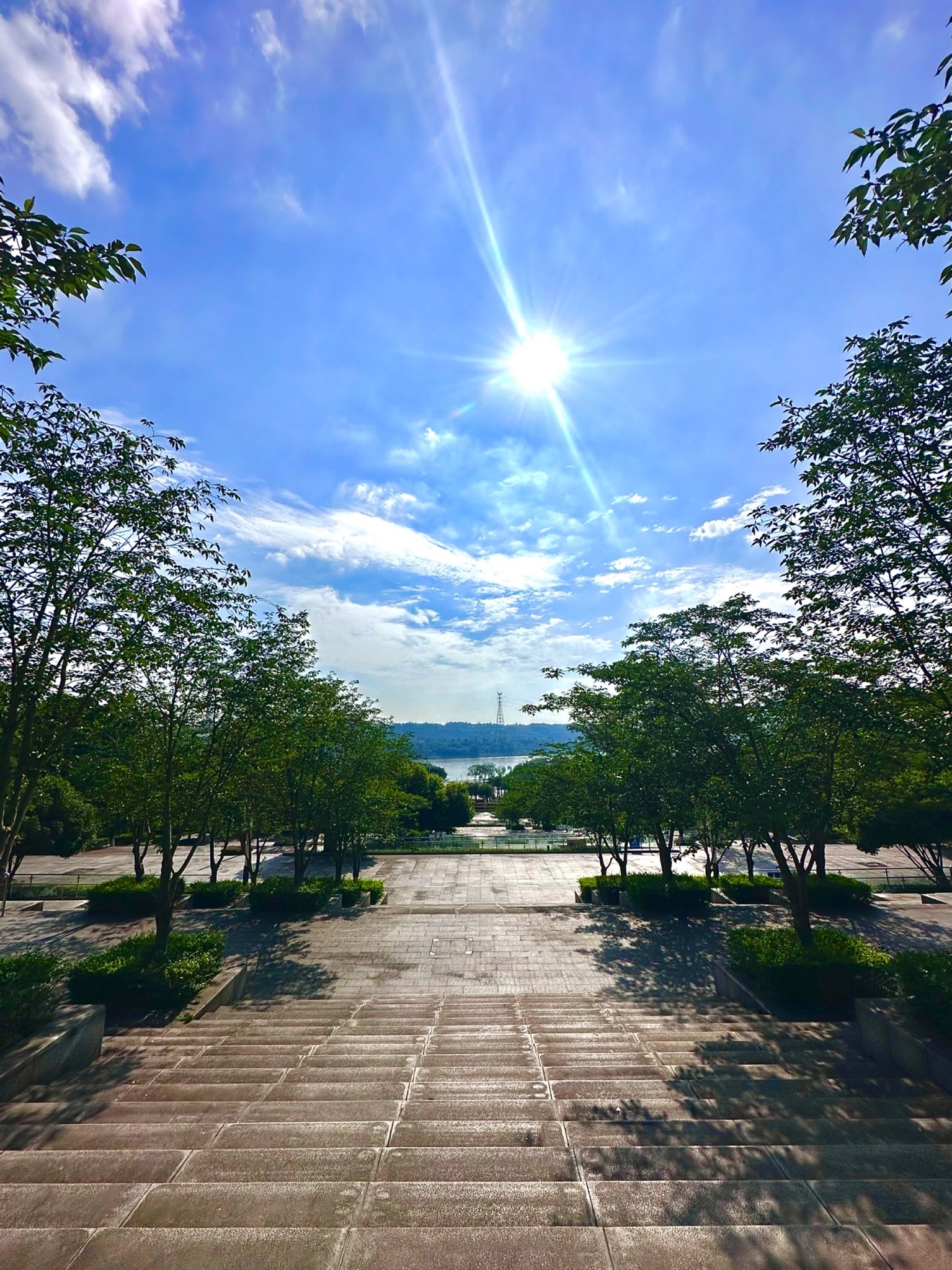 麒麟广场旅行图片 2