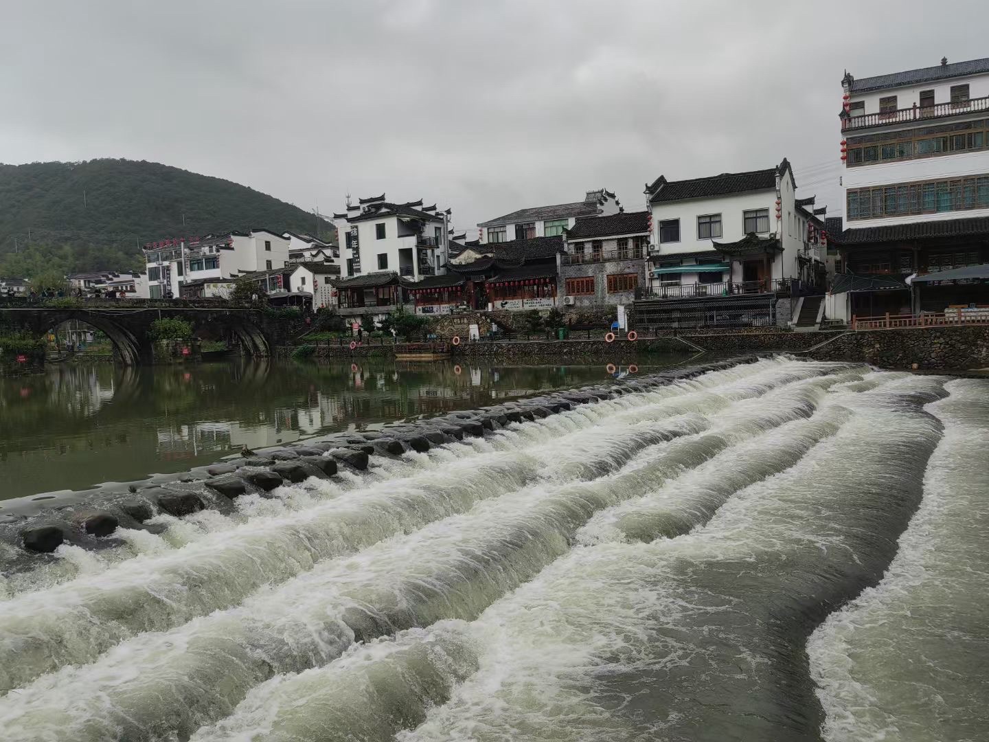 中国诗人小镇旅行图片 1
