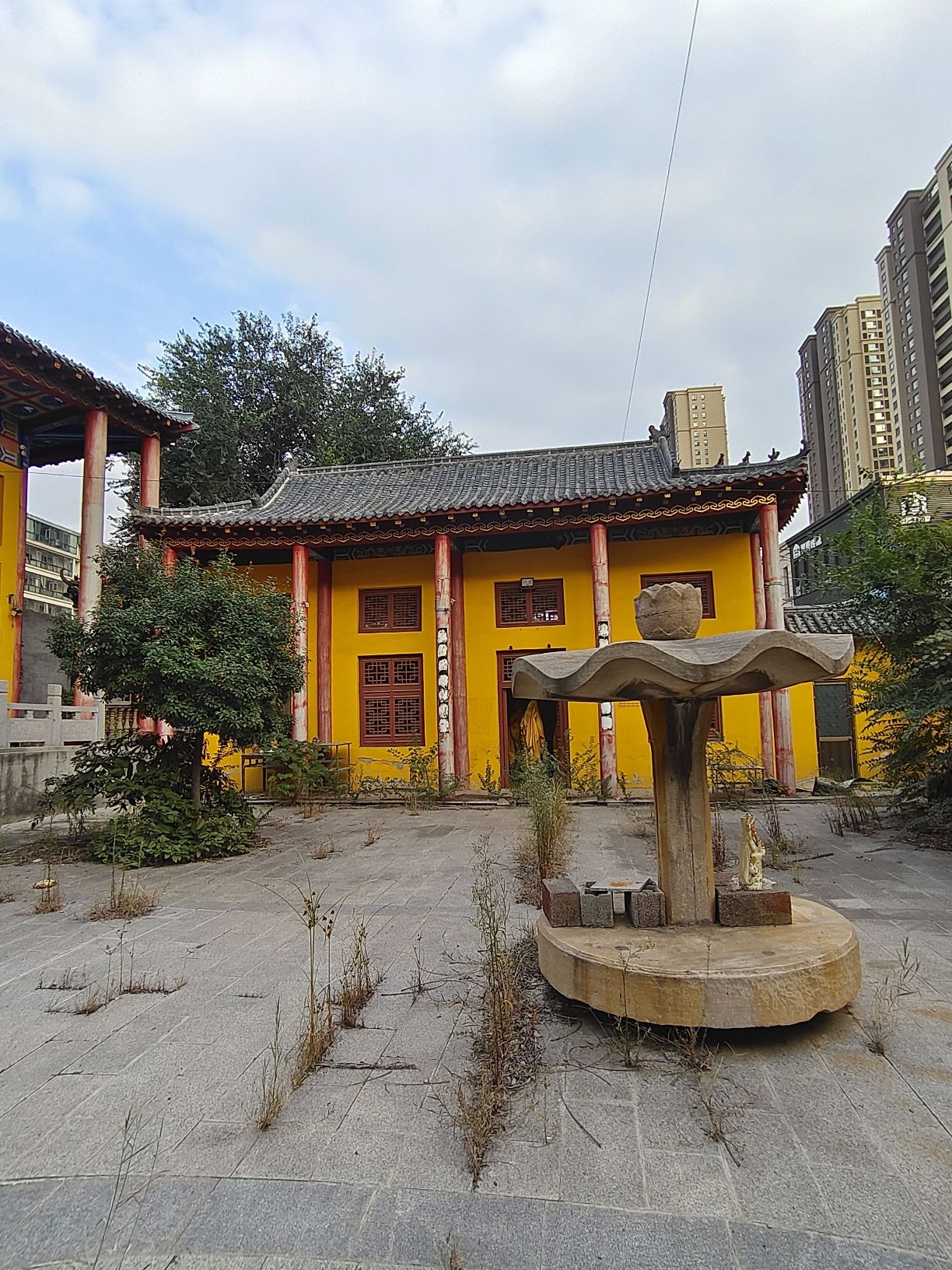 龙潭寺-大雄宝殿实景照片
