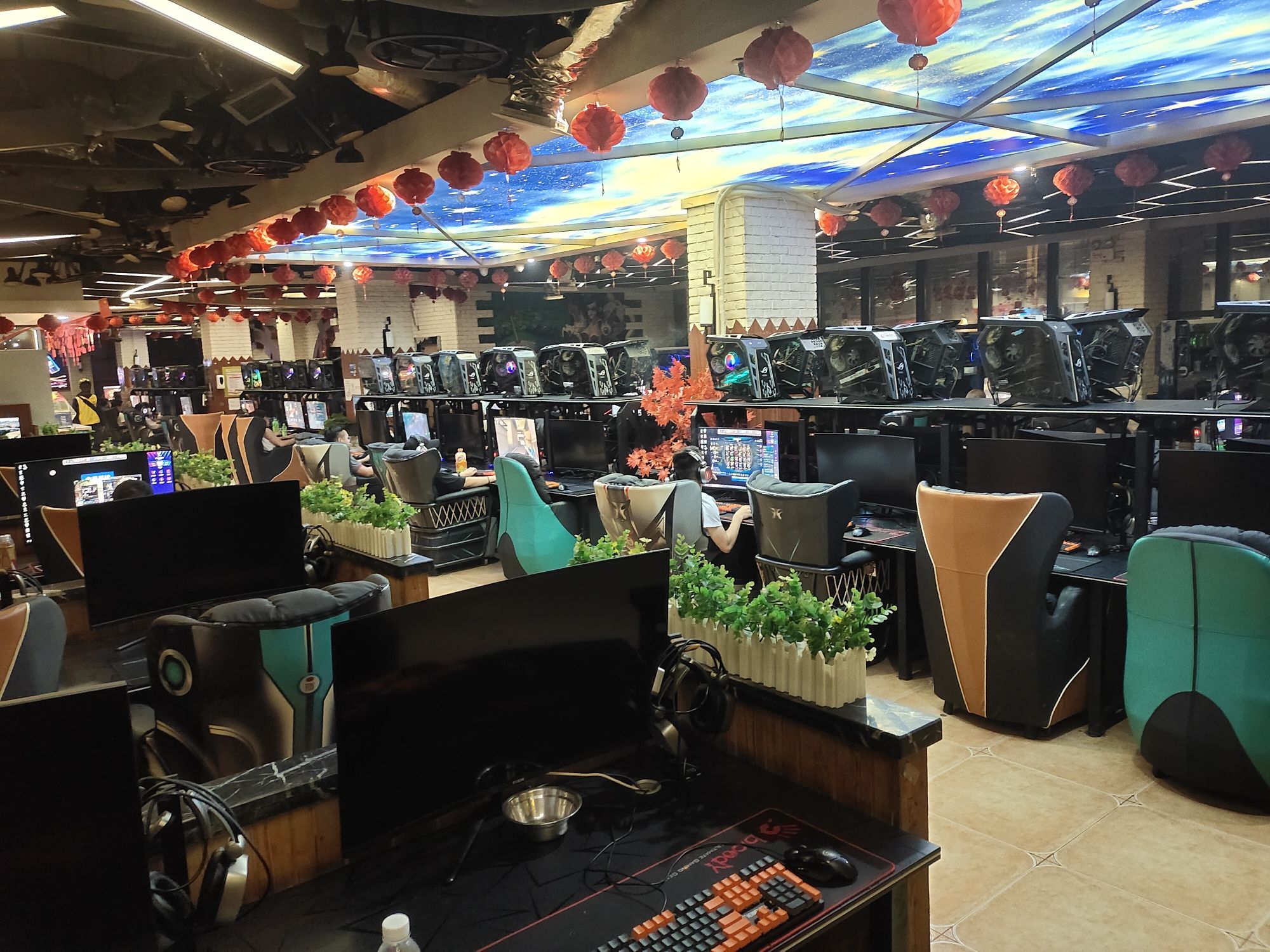 阳光网咖旗舰店