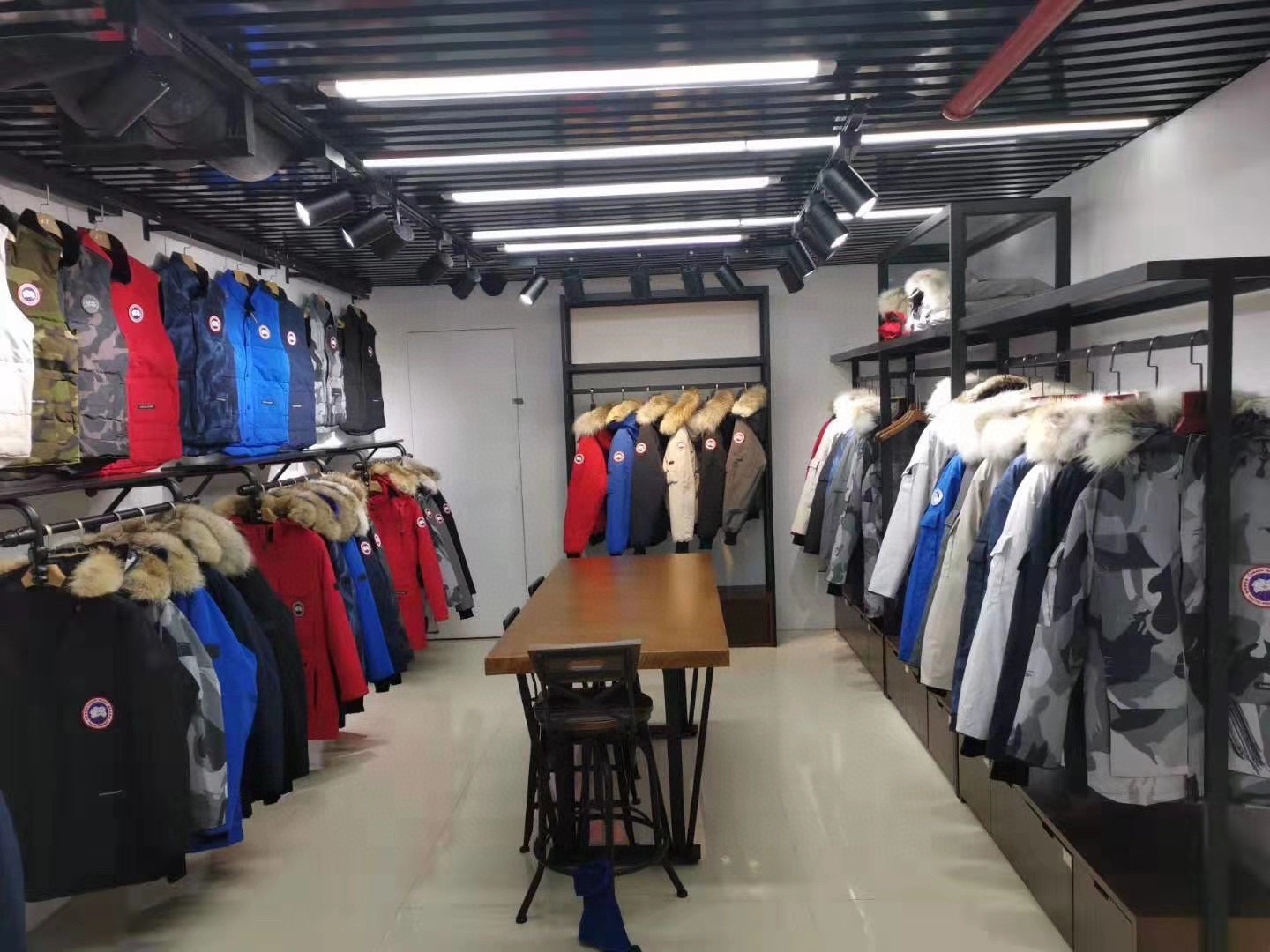 桑坡国际皮草鞋服电商城