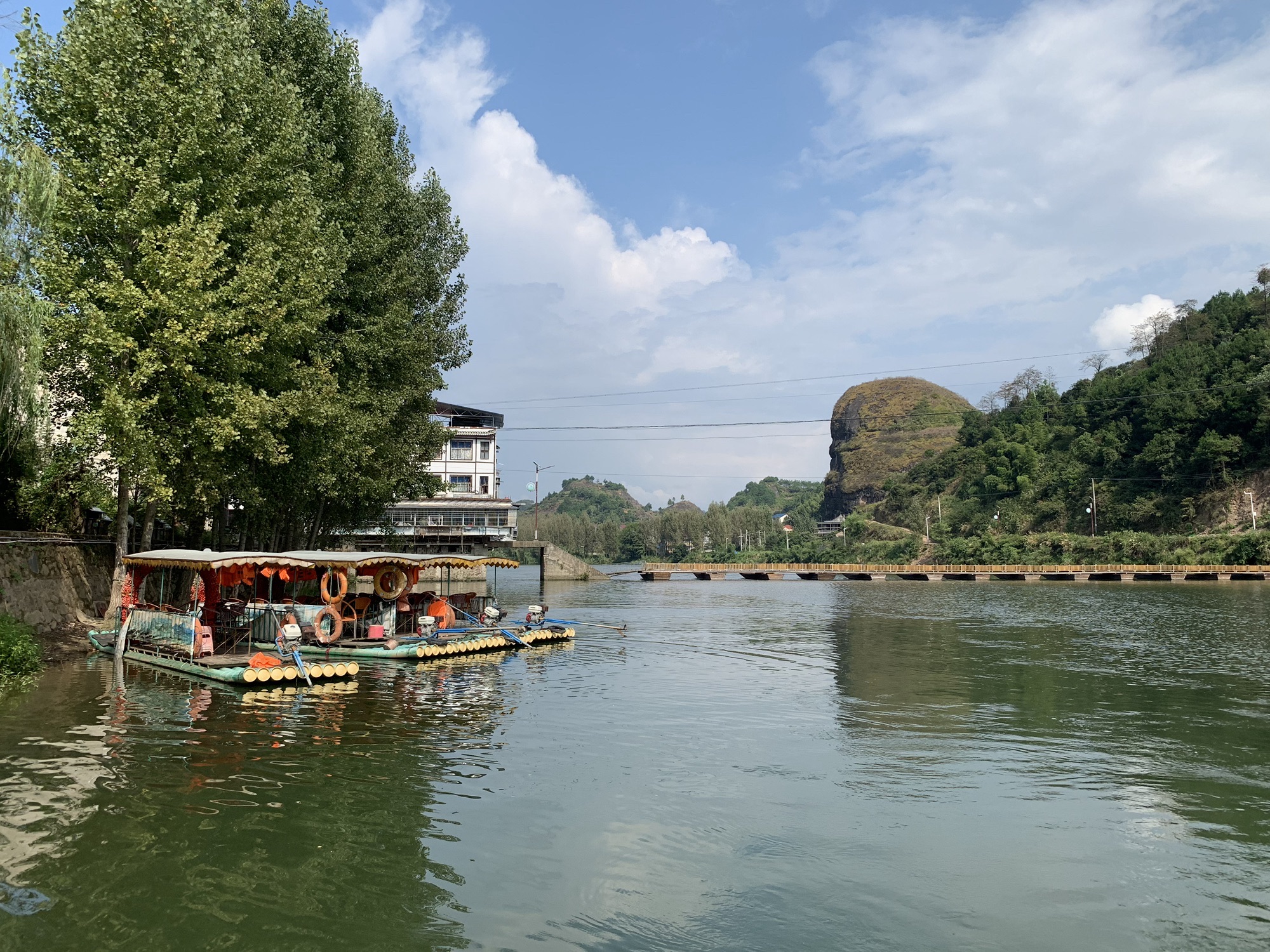 思蒙碧水丹霞景区旅行图片 1