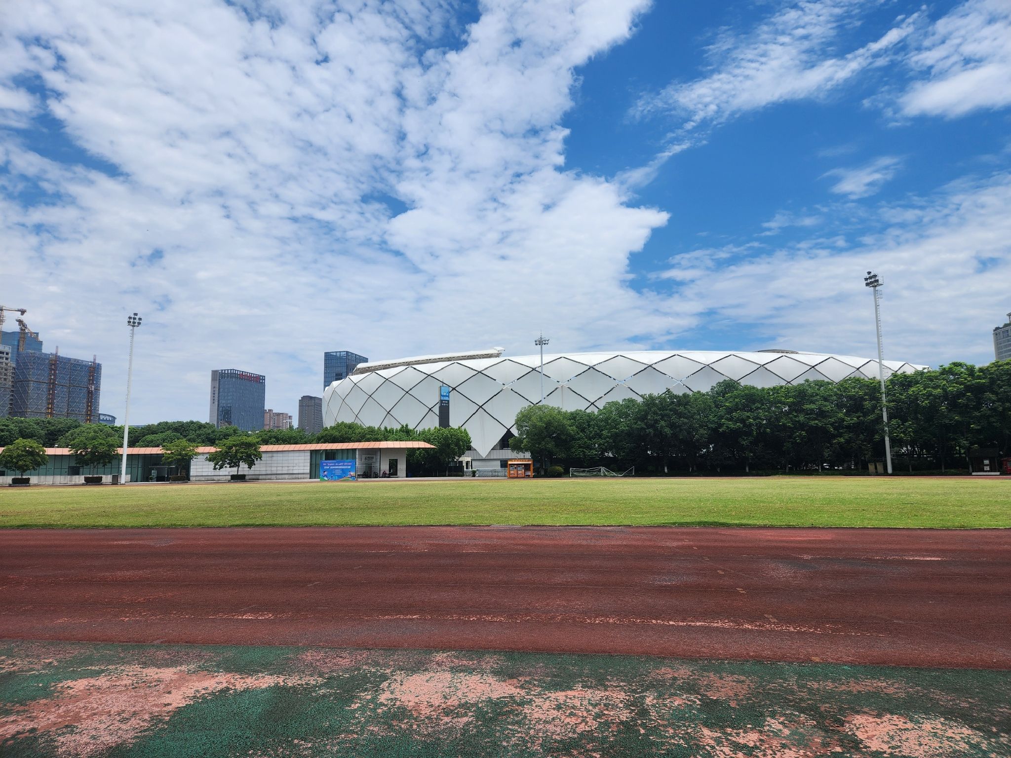 中国轻纺城体育中心体育场