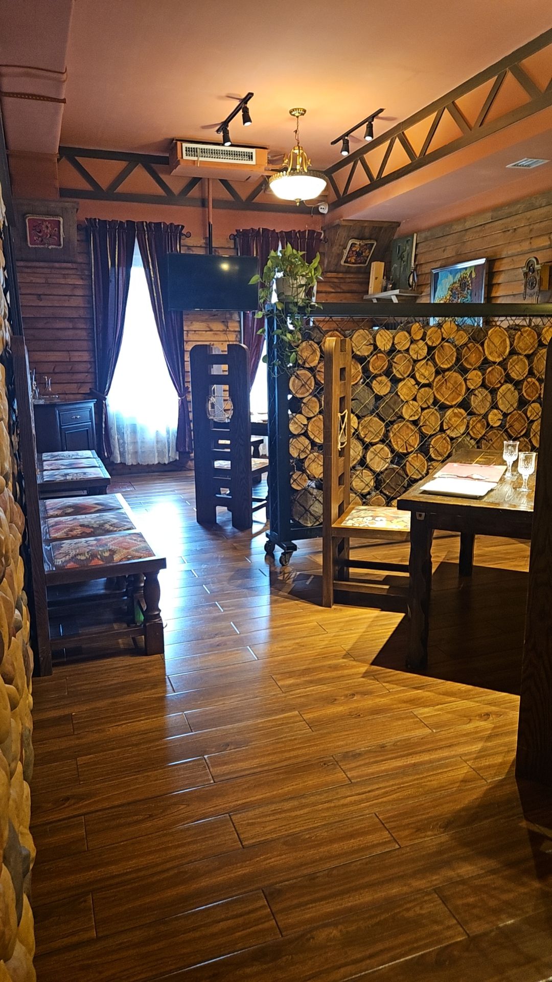 奥伦堡西餐厅(湖景蓝湾店)