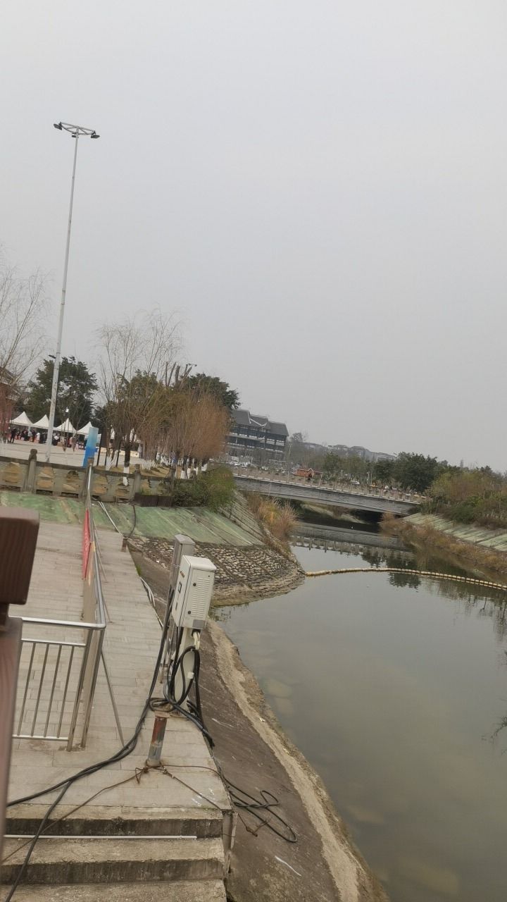 莲花广场旅行图片 1
