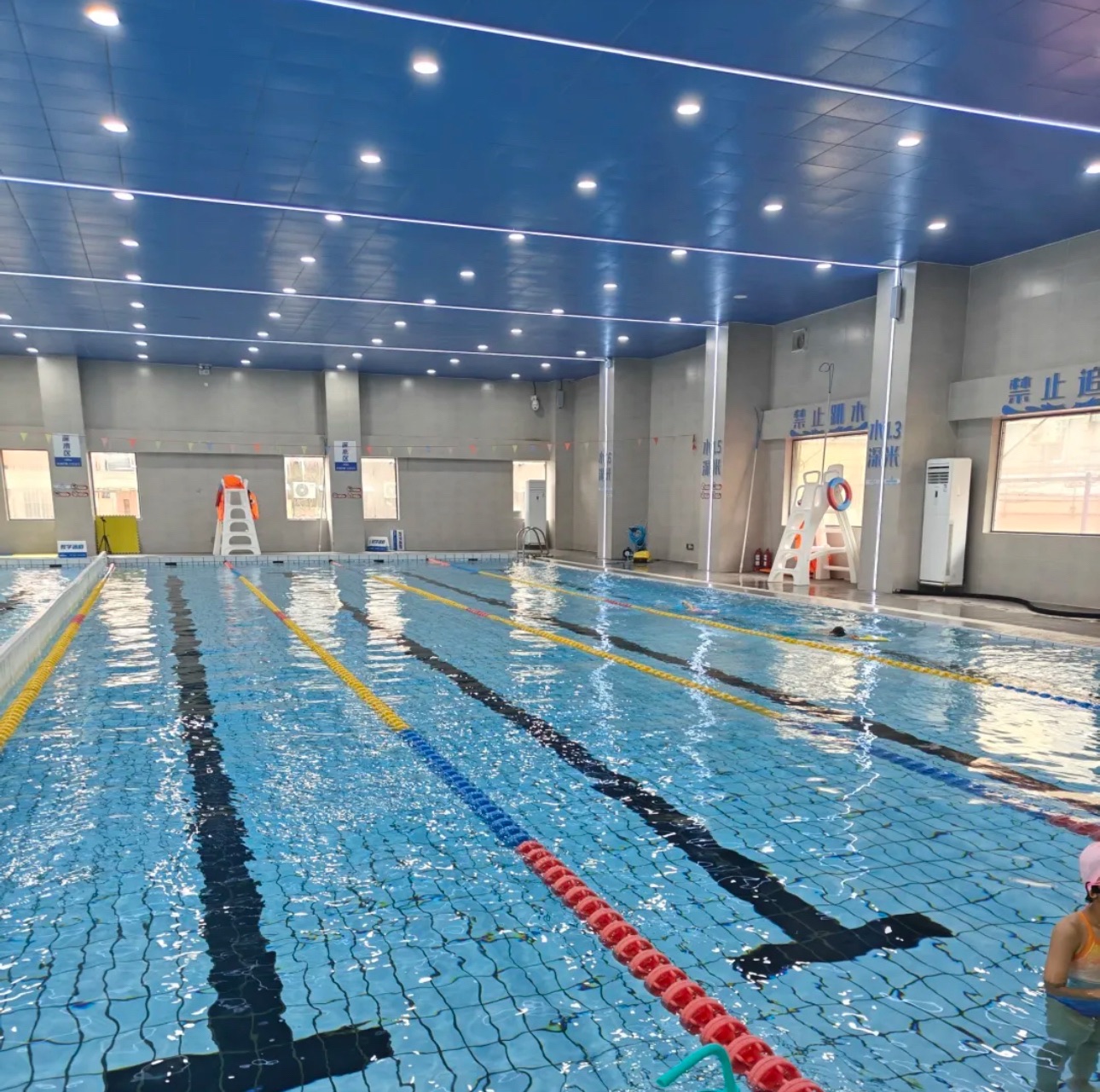 场地封面-下关体育中心游泳馆