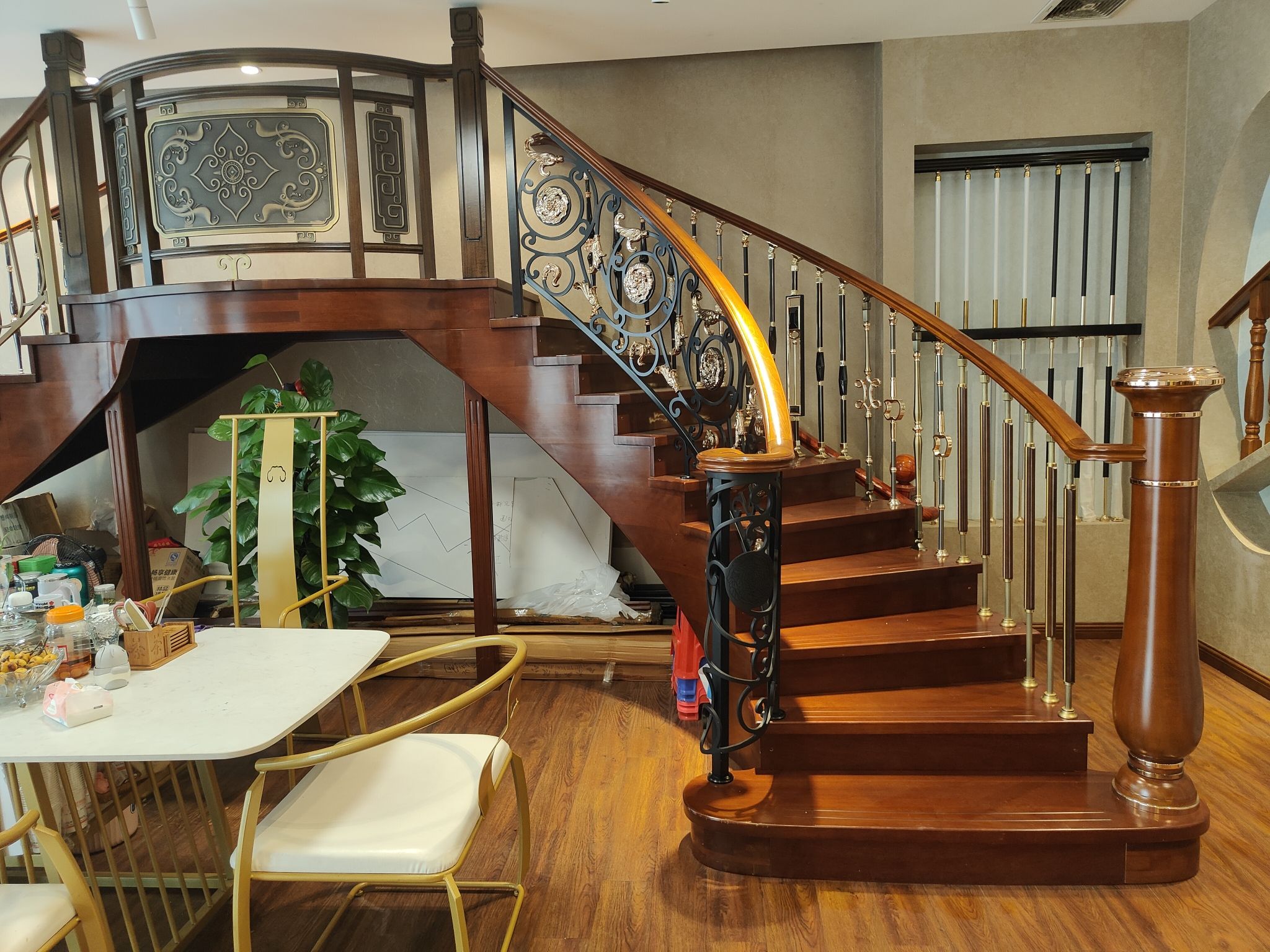 索菲亚衣柜橱柜全屋定制(信安装饰材料城店)