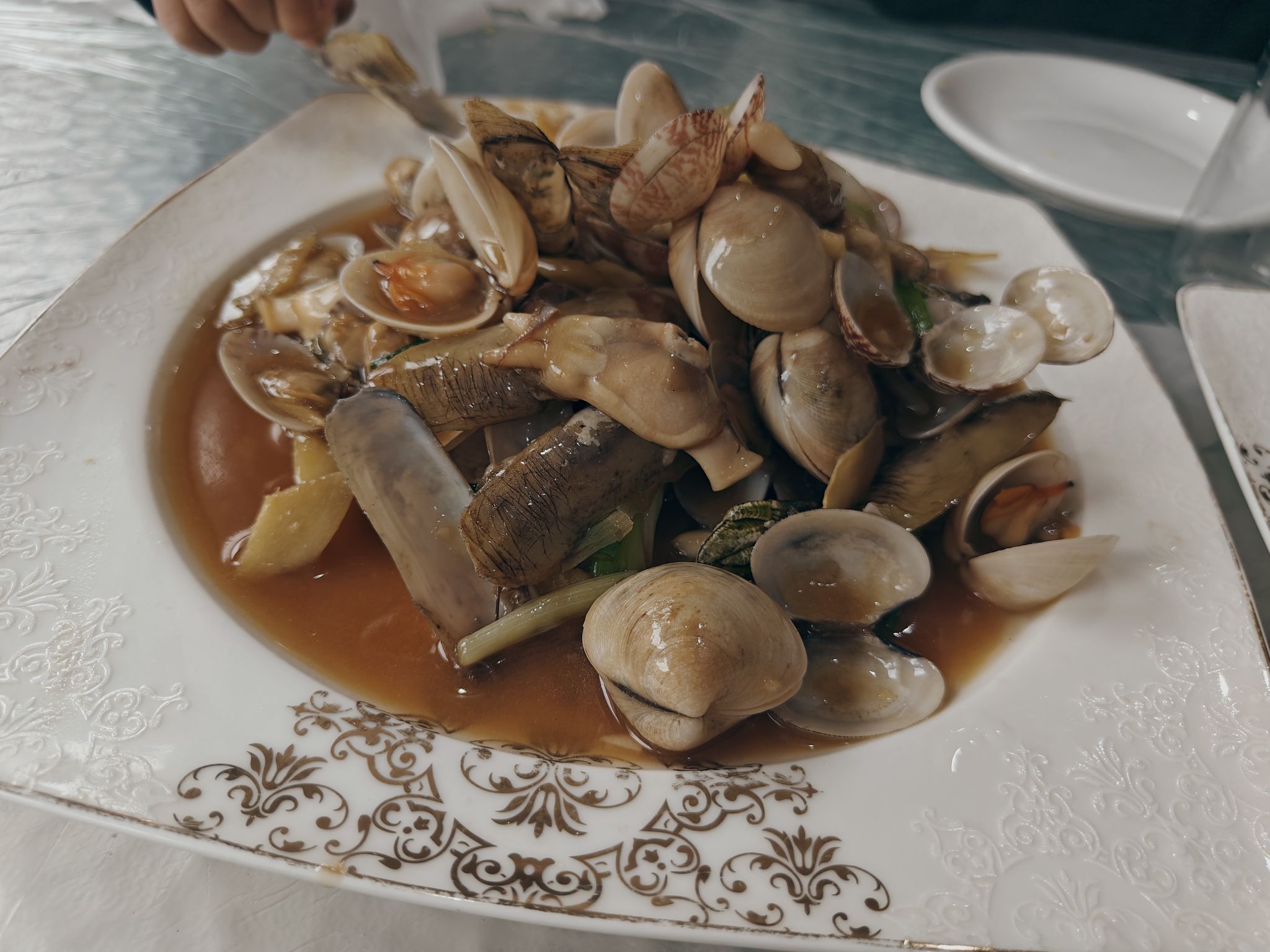 渔与鱼海鲜餐馆