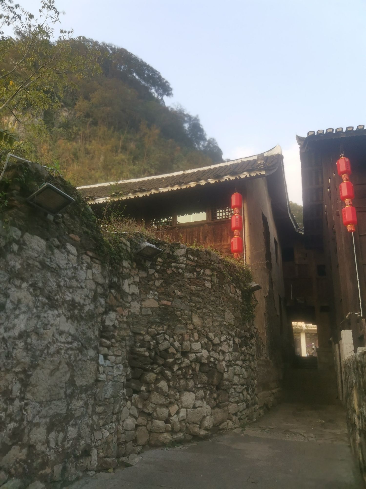 岩脚古镇太和广场旅行图片 3