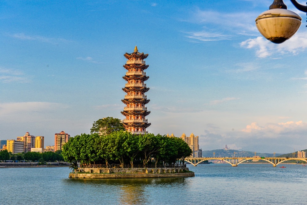 通天塔旅行图片 2