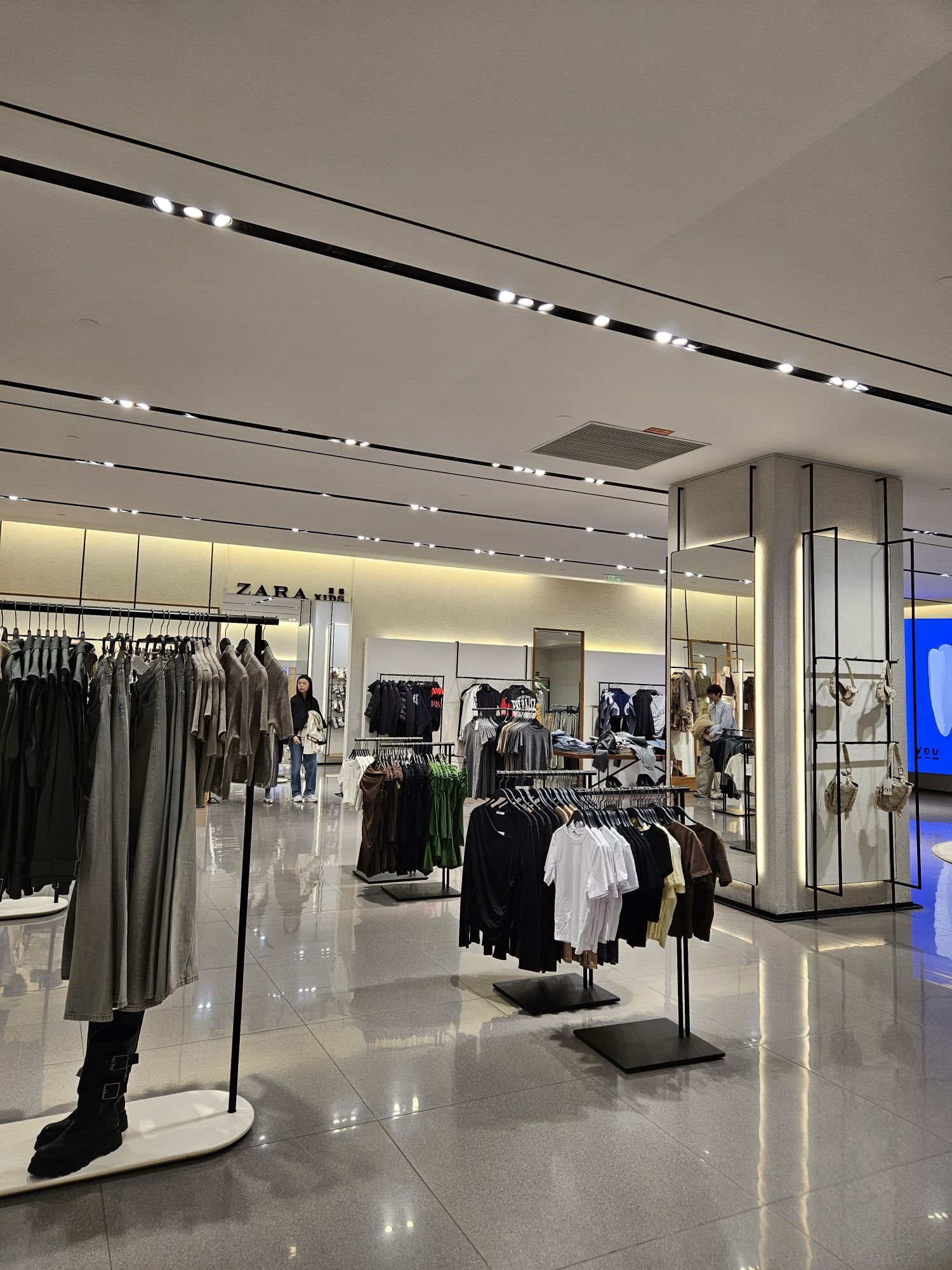 ZARA(IFS国金中心店)