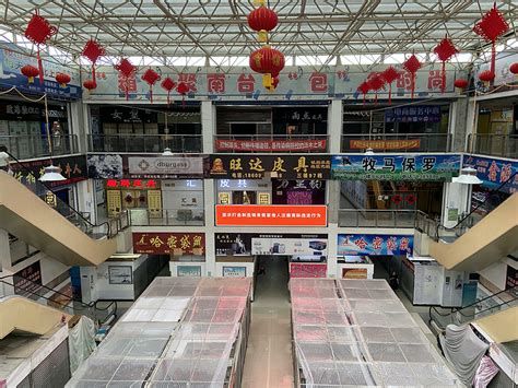 南台国际箱包城