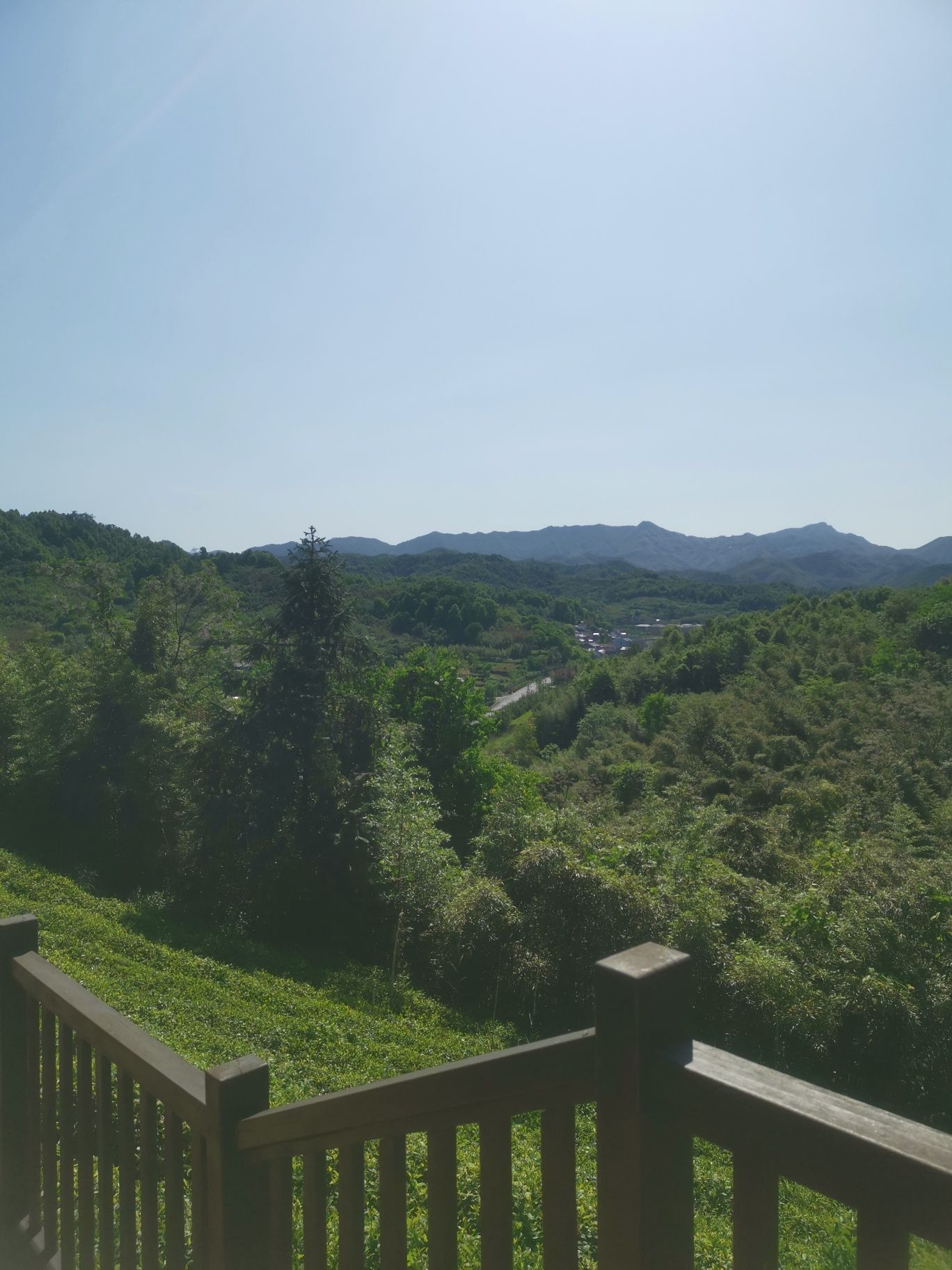 塔间春风十里小镇旅行图片 1
