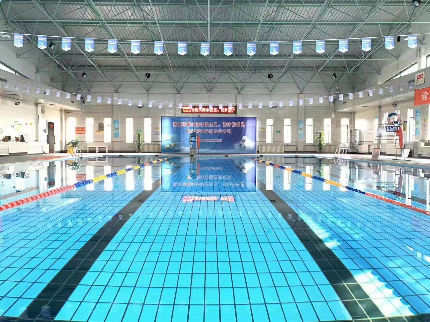 场地封面-梅山游泳馆