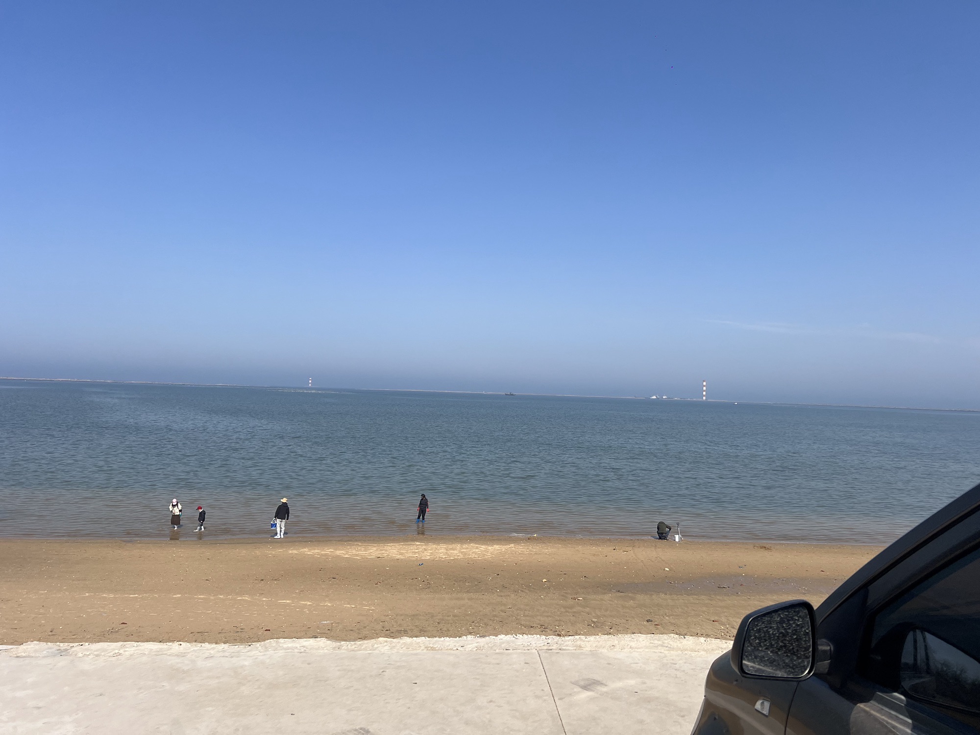 马良海滩