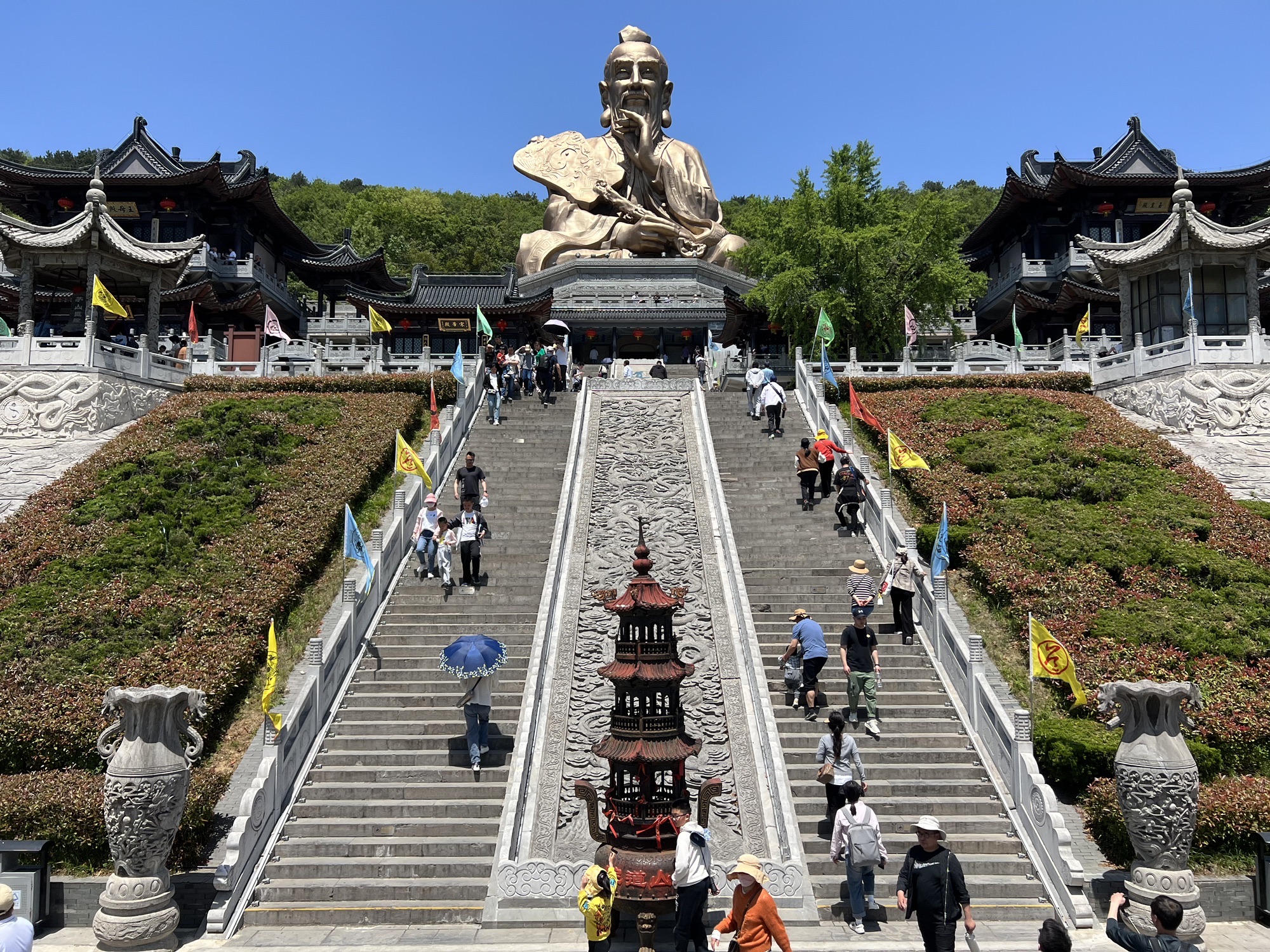 茅山风景区-铜像