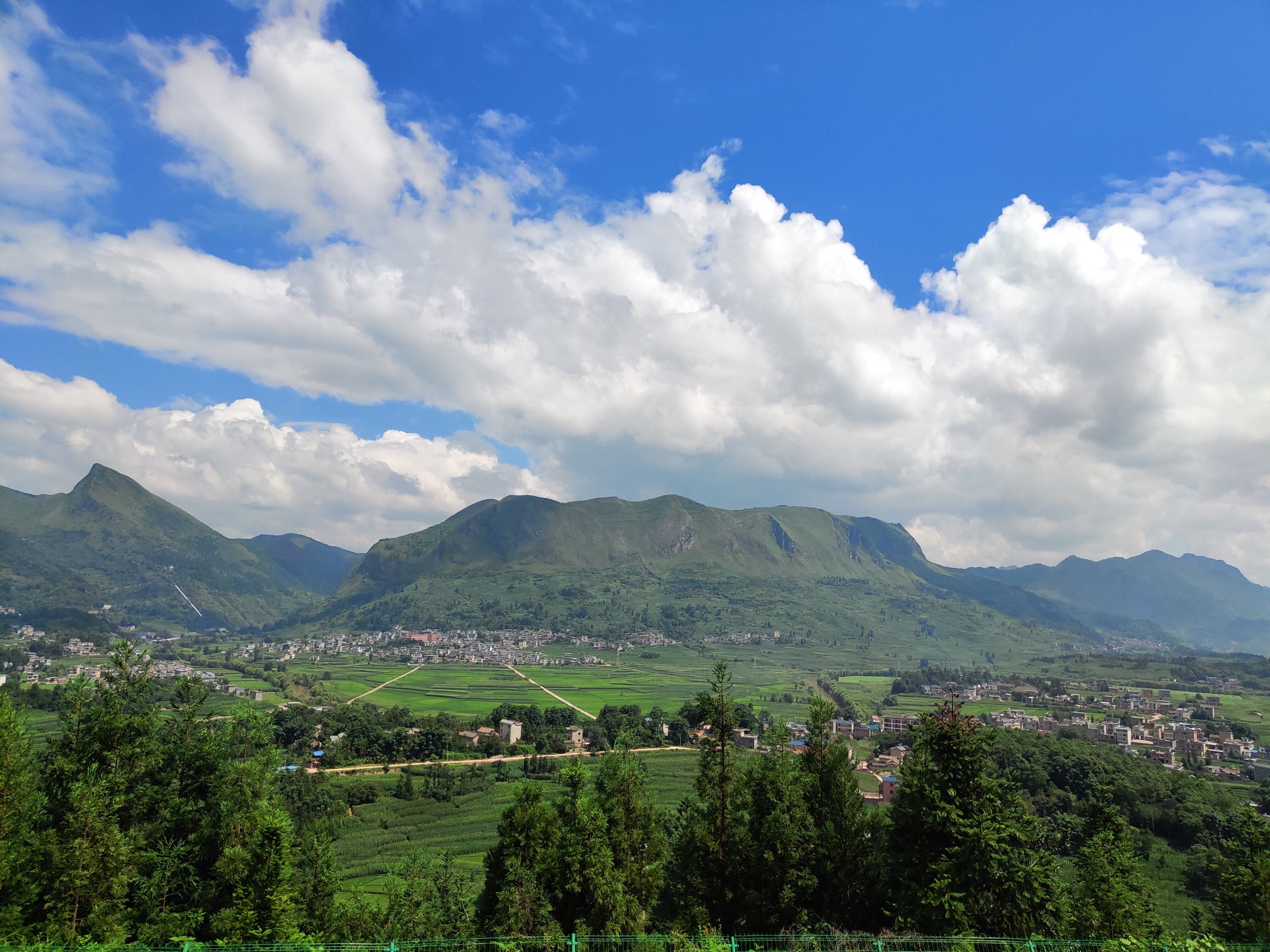 白腊山观景台