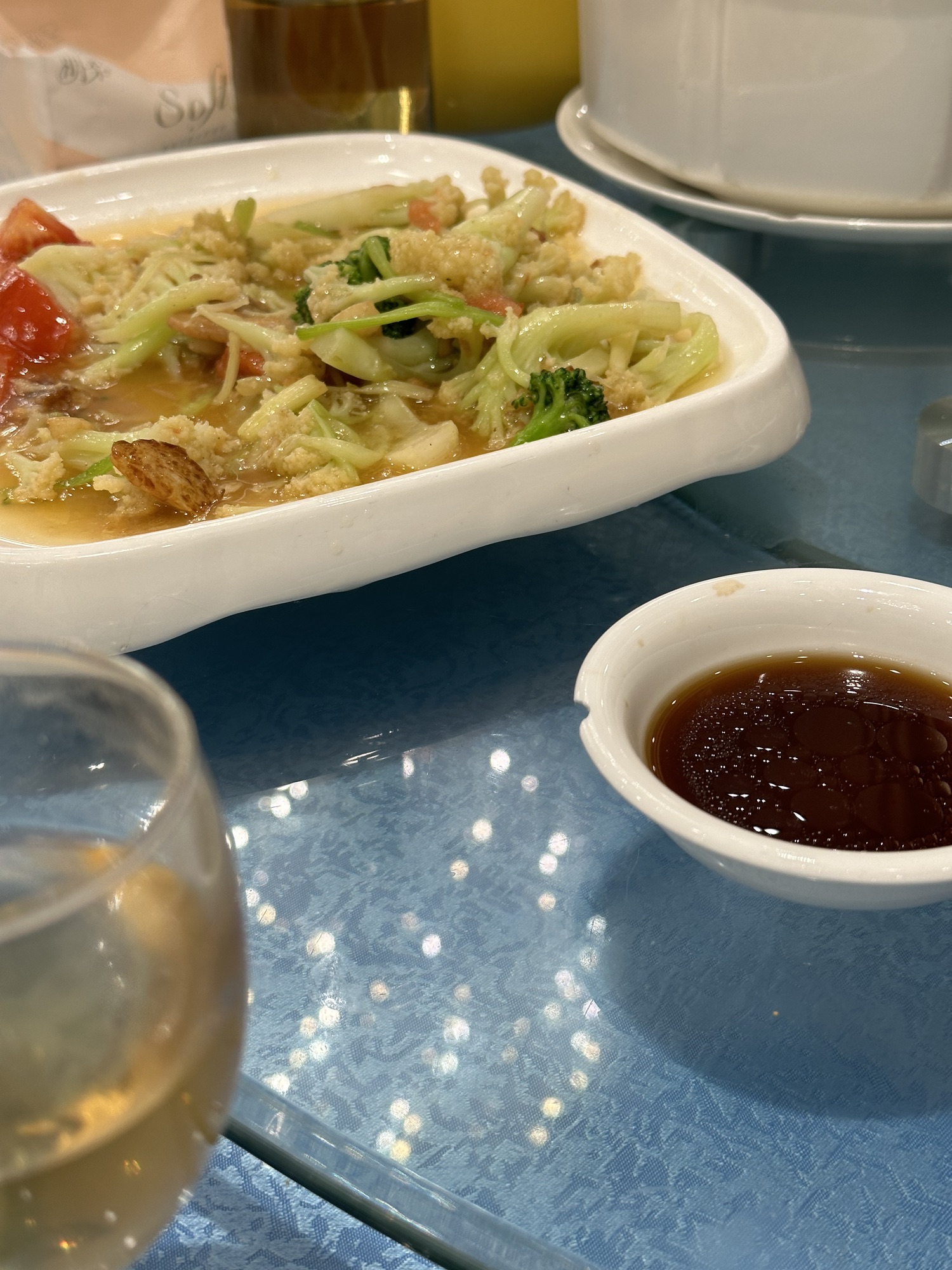 龙港城美食广场