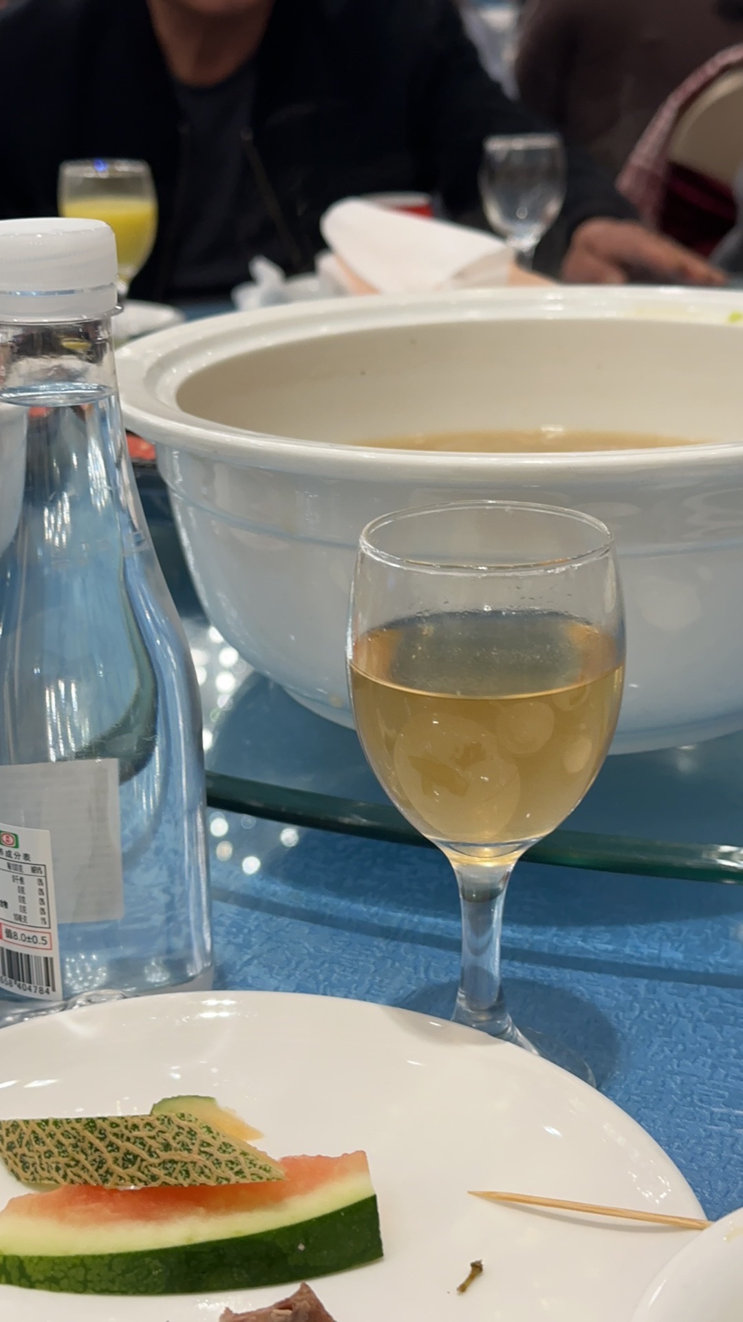 龙港城美食广场