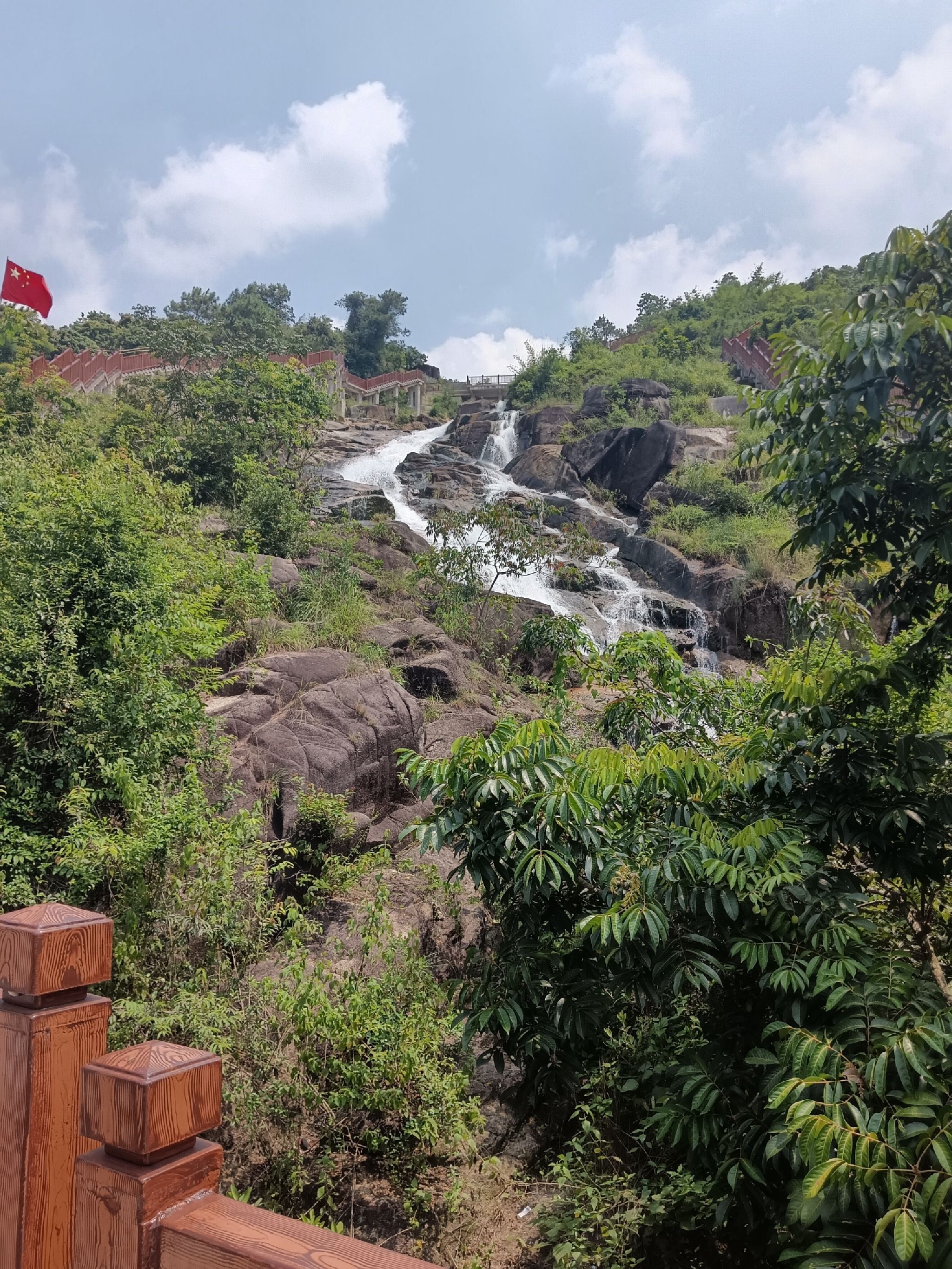 银潭飞瀑旅行图片 1