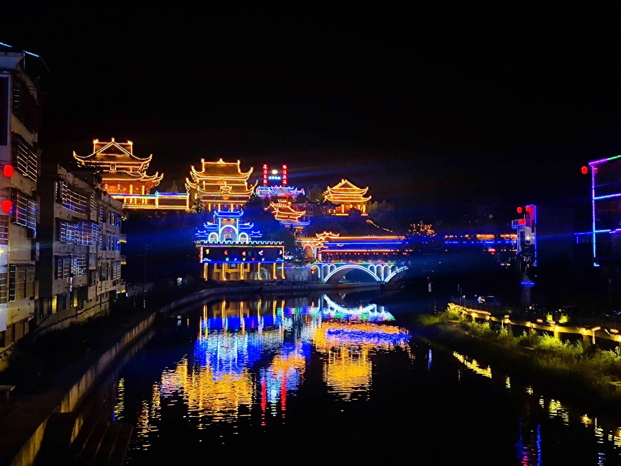 洞口风雨桥旅行图片 1