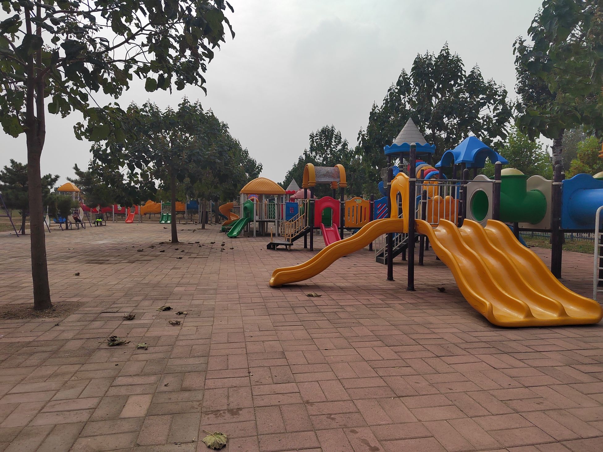 莲花山农庄小镇旅行图片 1