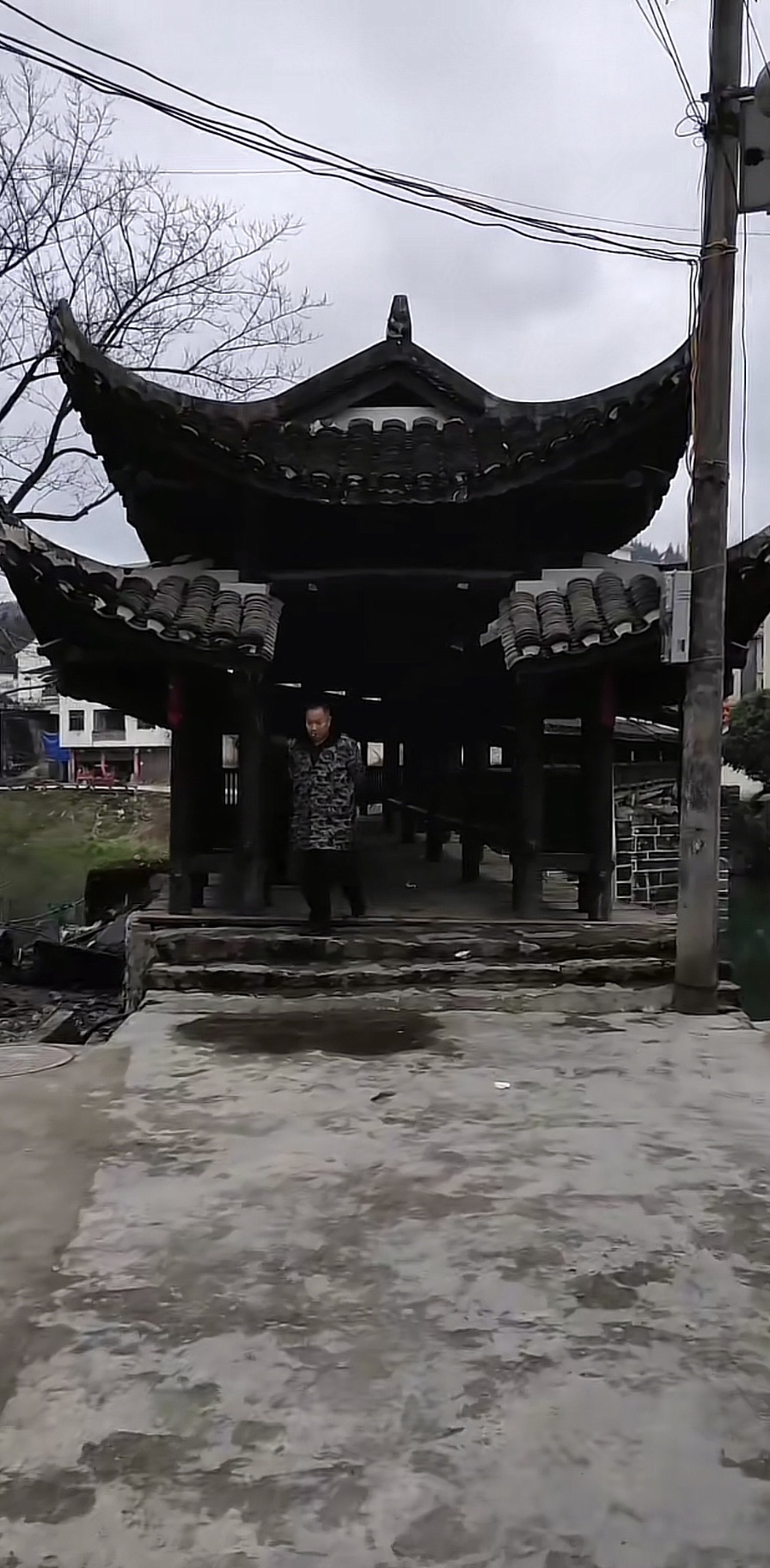 大路风雨桥