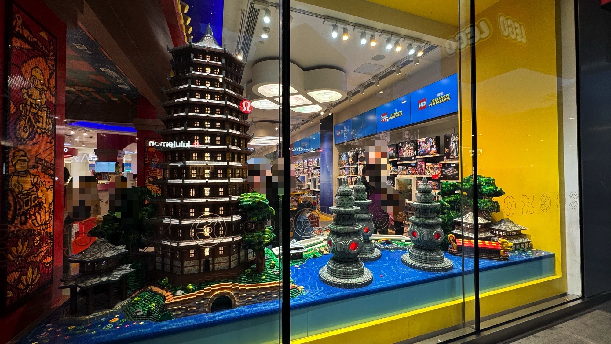 LEGO乐高(湖滨银泰in77店)