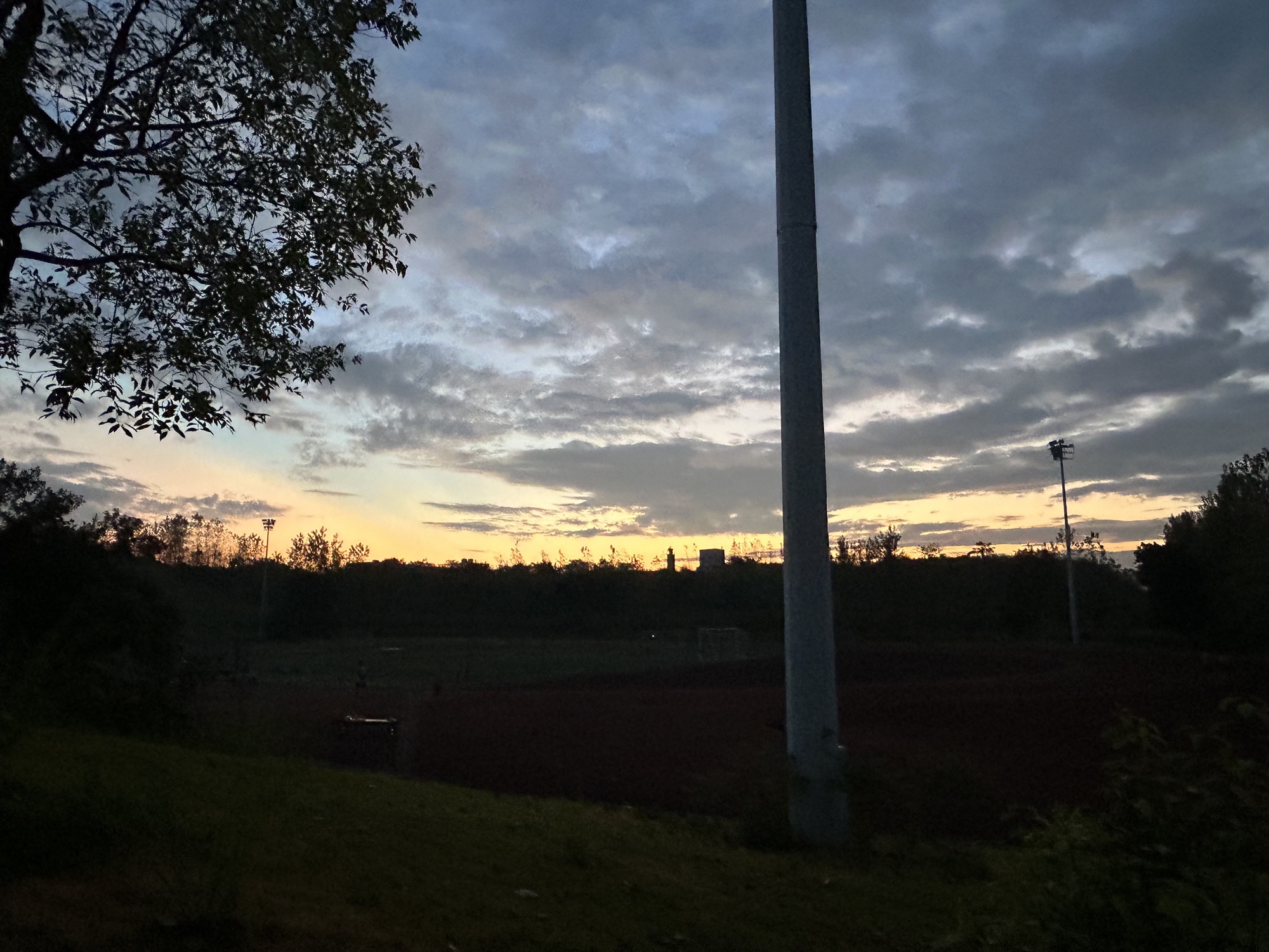 场地封面-江北机场体育中心篮球场