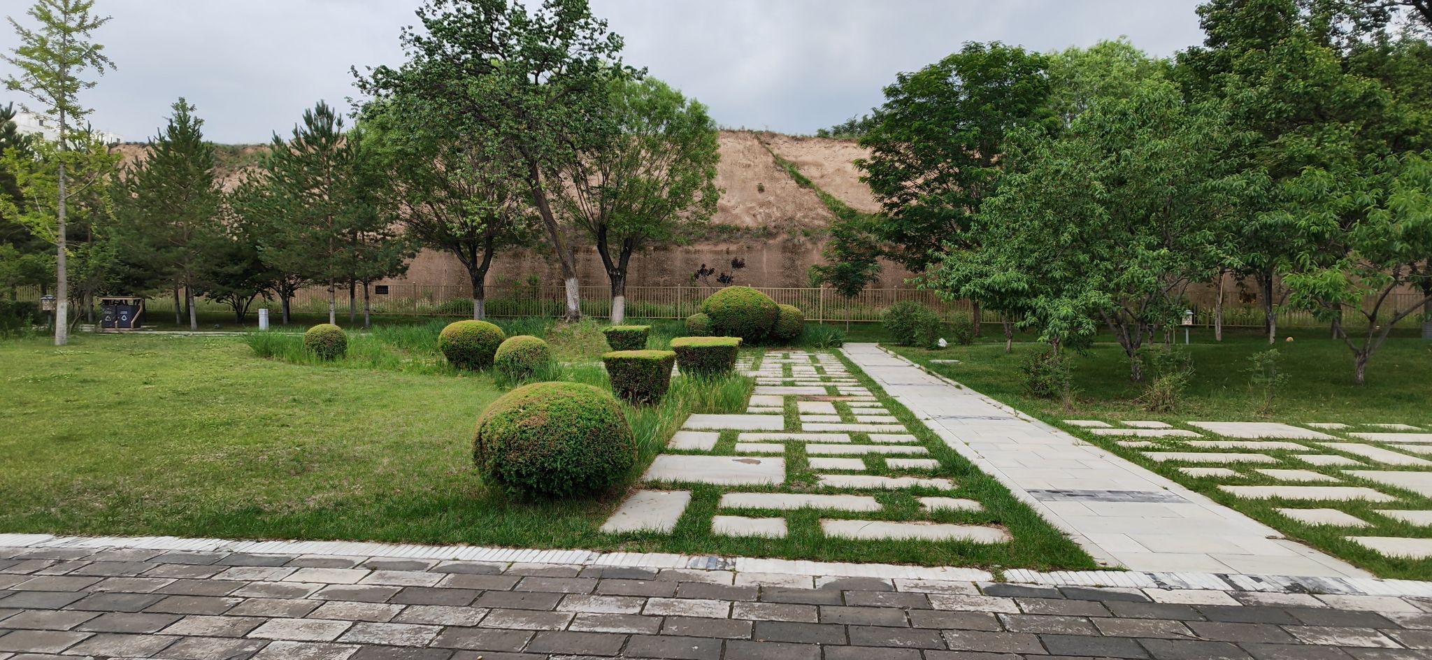 固原古城墙遗址公园
