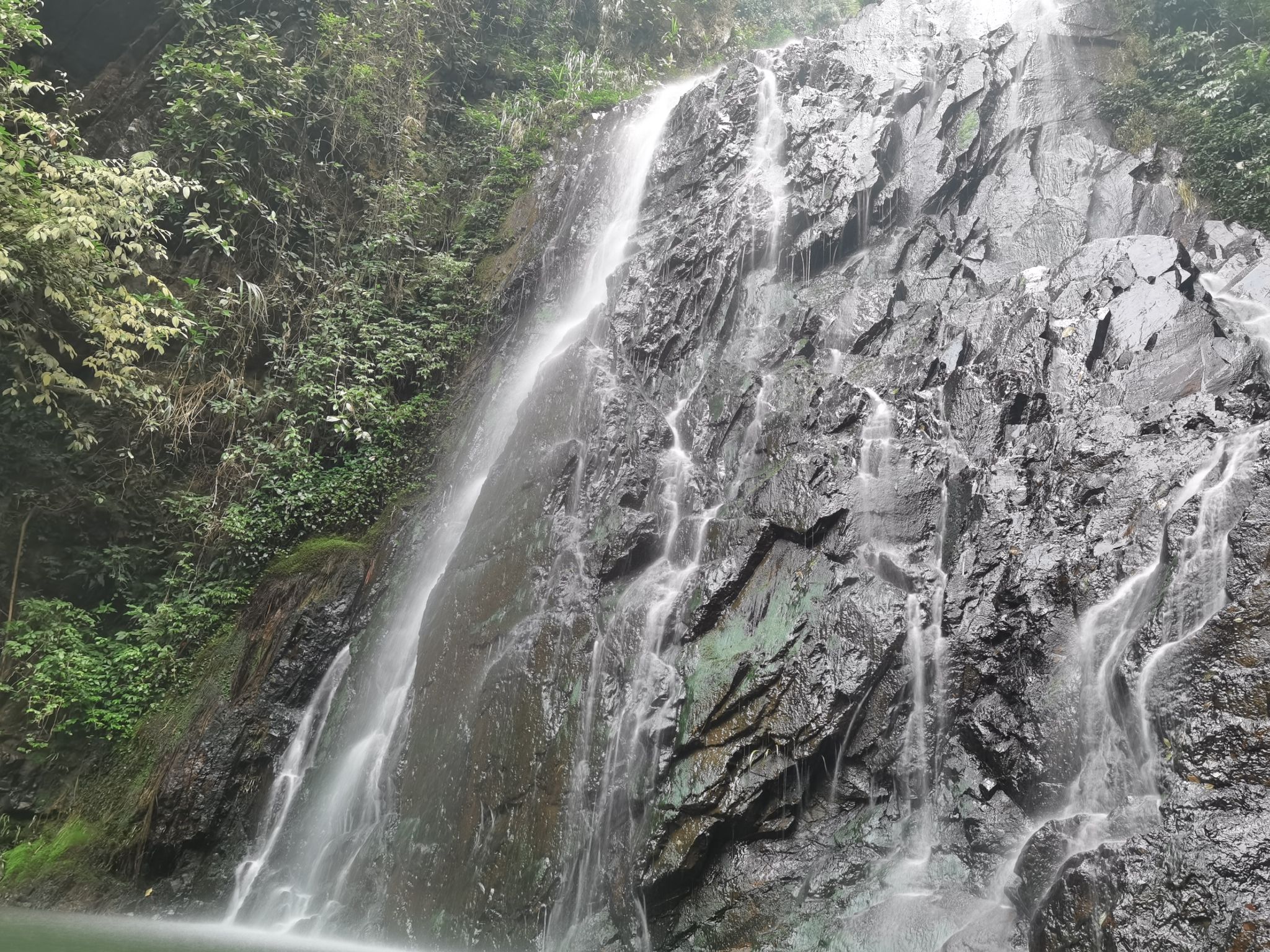 宾阳县思陇镇凤凰瀑布旅行图片 3