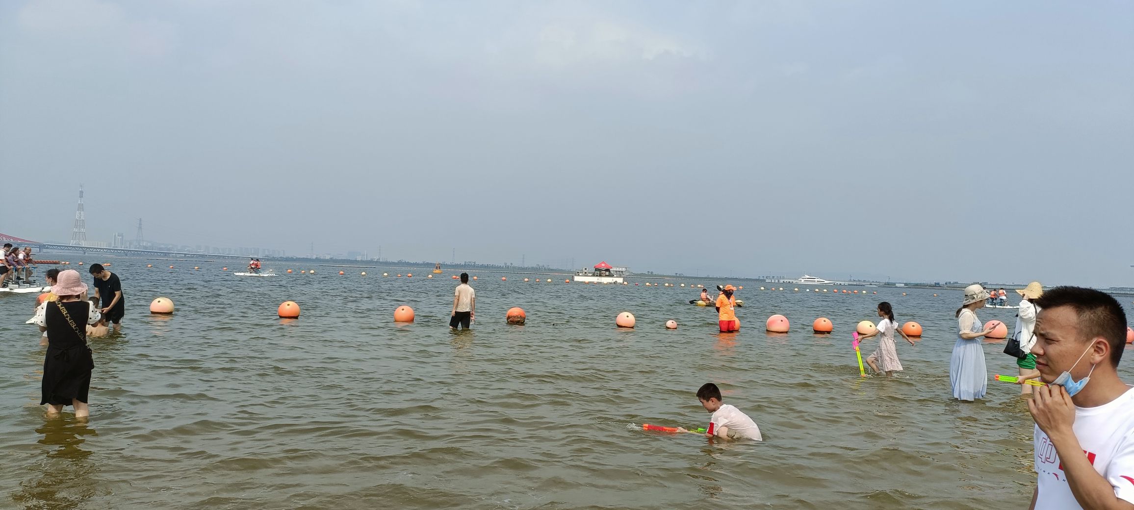 宁波滨海万人沙滩旅行图片 3
