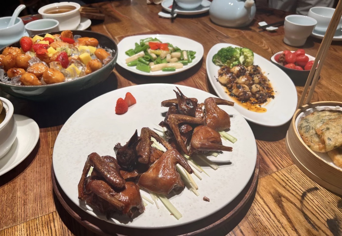金苑酒家•客家菜名店(新县城店)