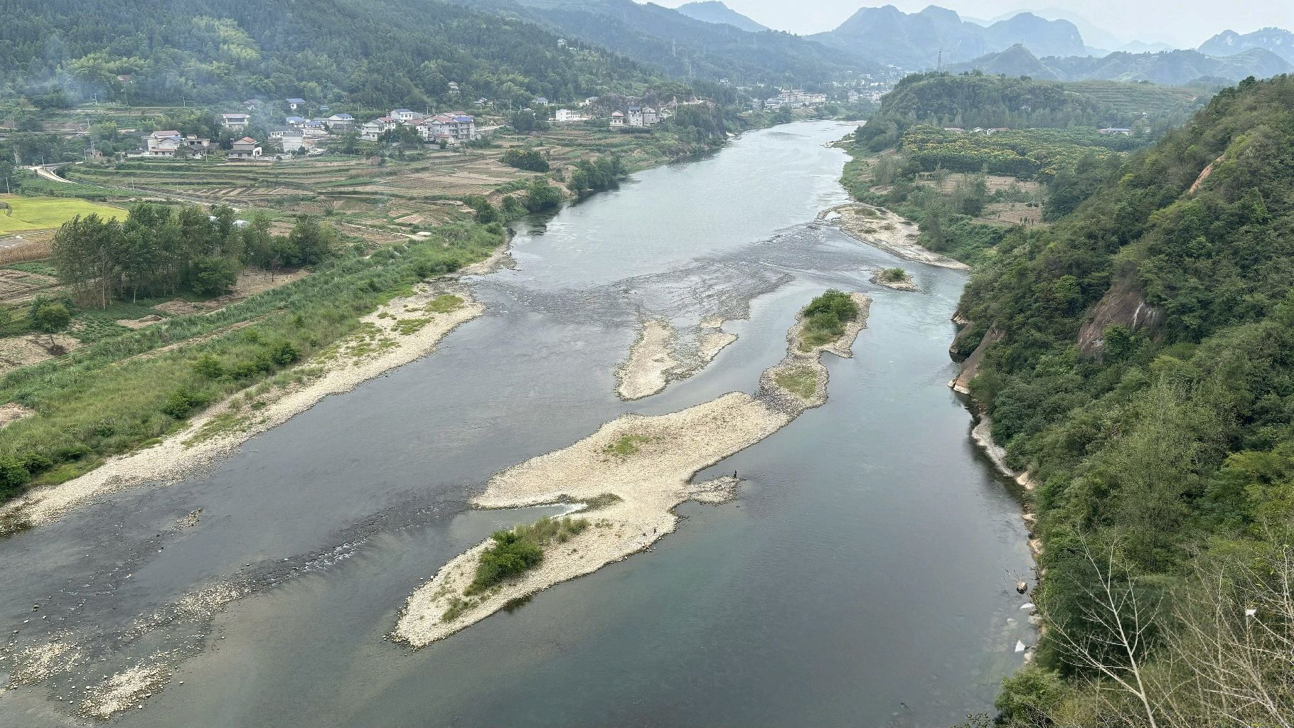 红岩岭景区旅行图片 1