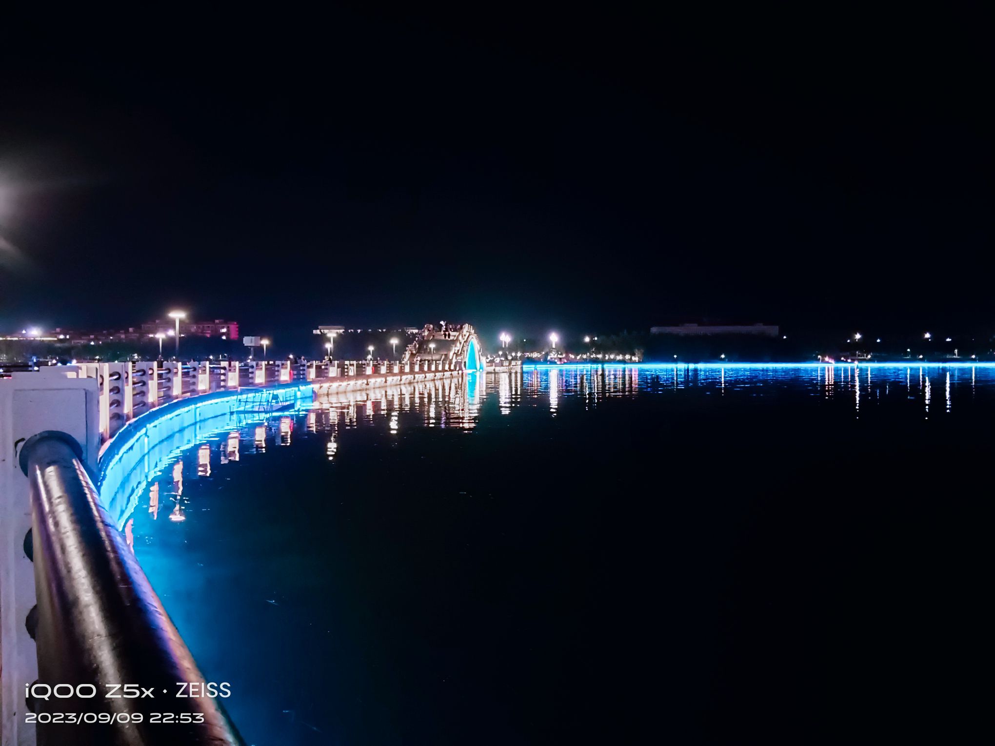 巩留县蝶湖景区